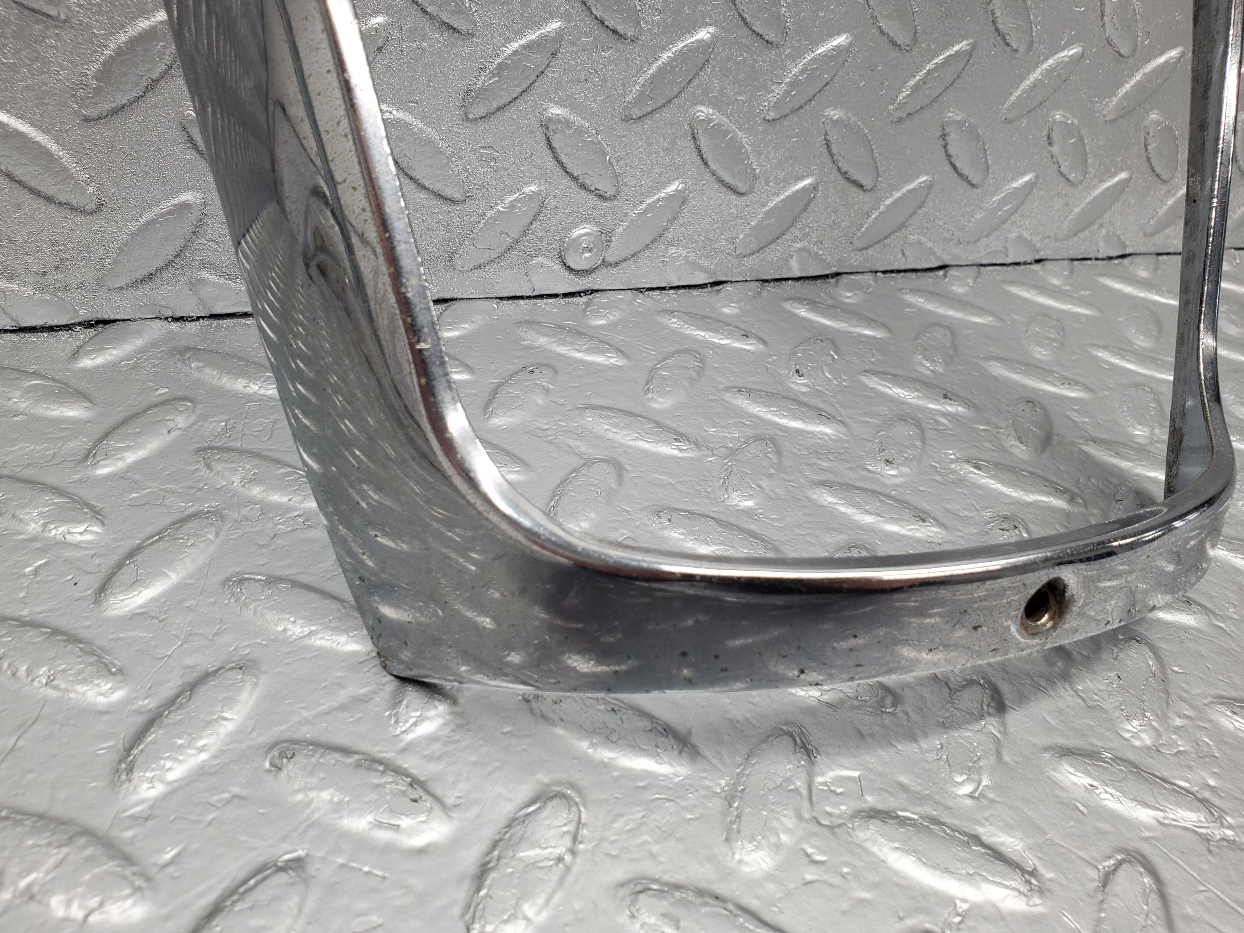 48538 Mercedes-Benz W108 Headlight Chrome Frame 1305542029