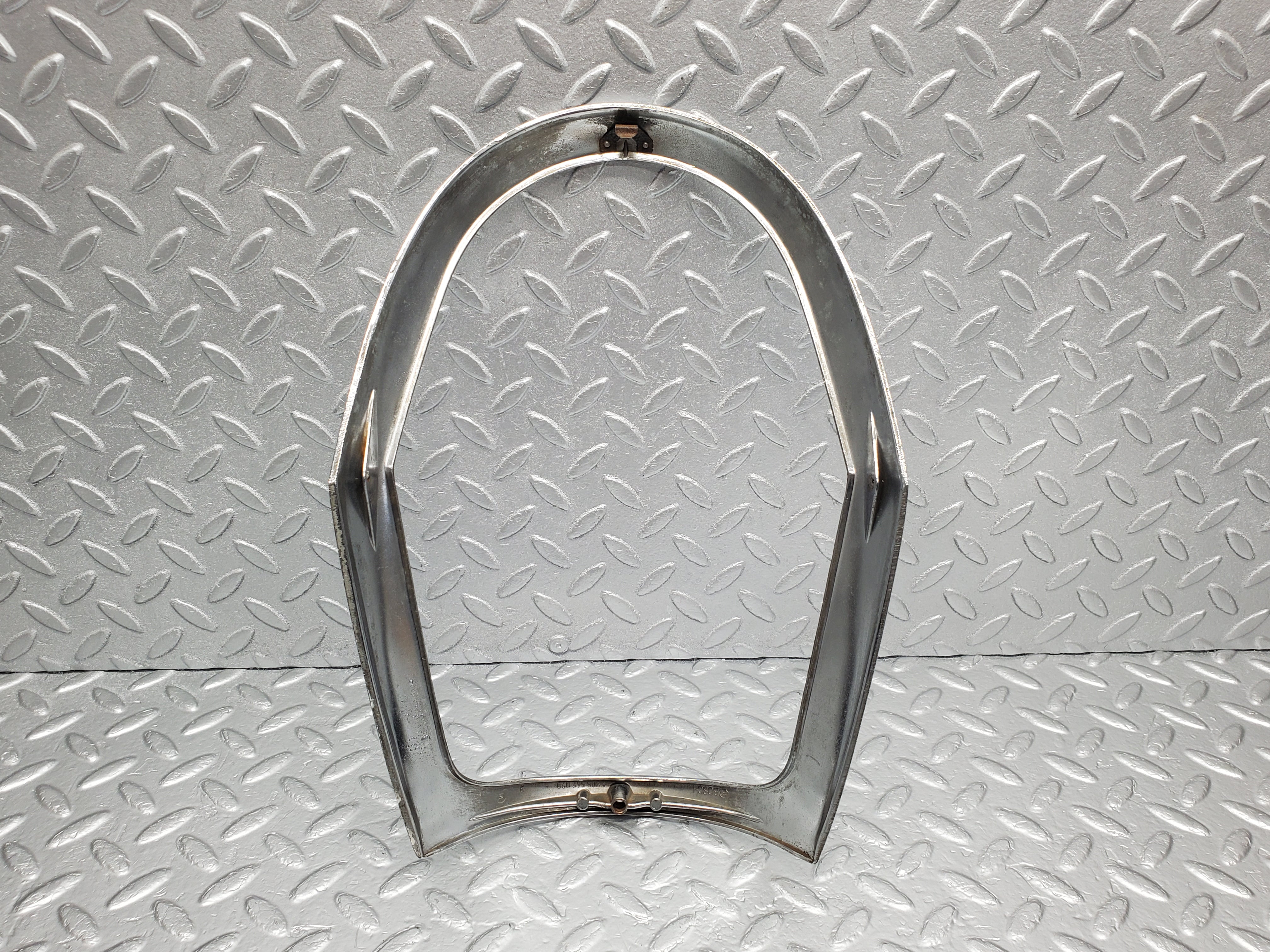 48538 Mercedes-Benz W108 Headlight Chrome Frame 1305542029