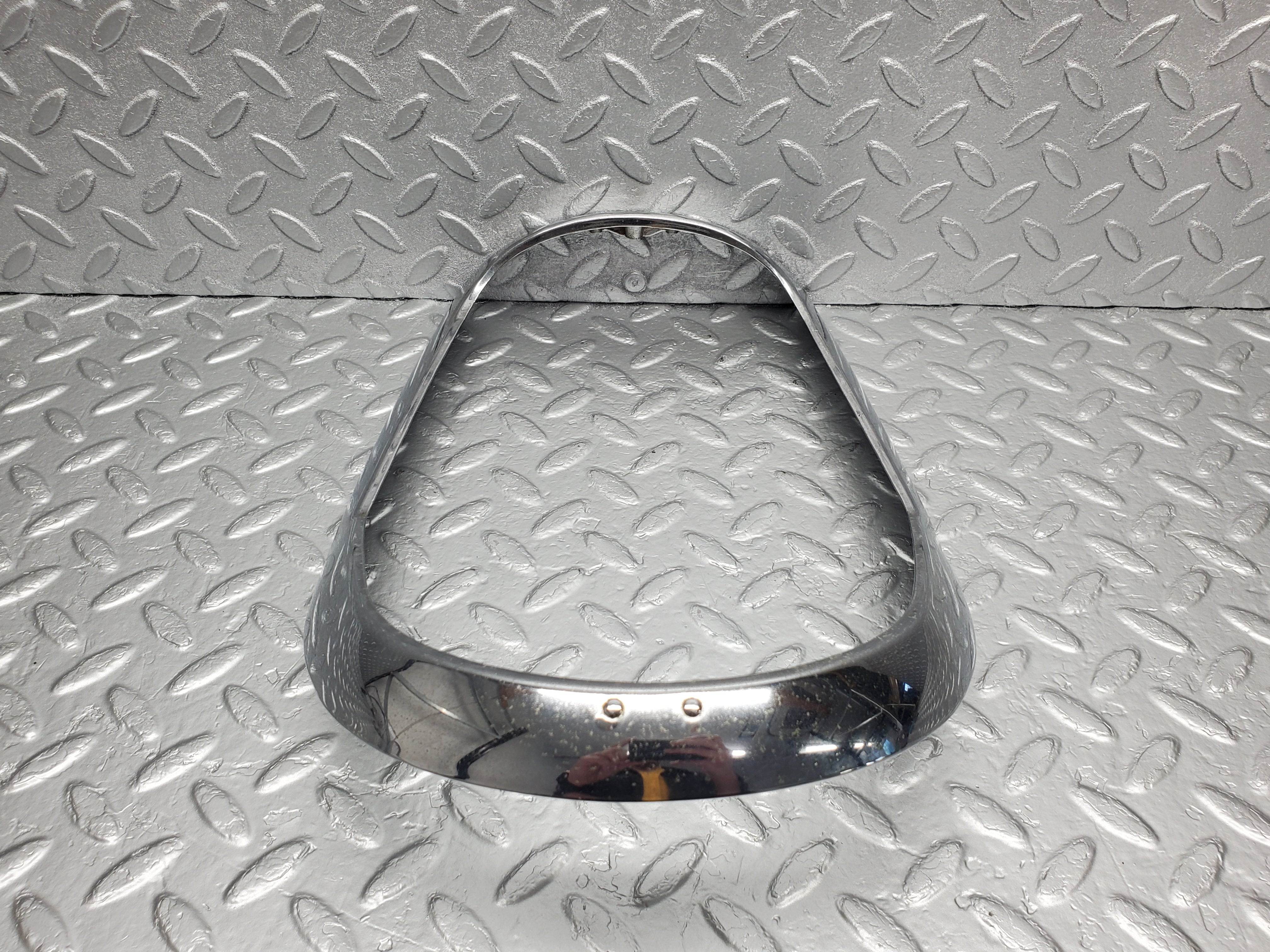 48538 Mercedes-Benz W108 Headlight Chrome Frame 1305542029