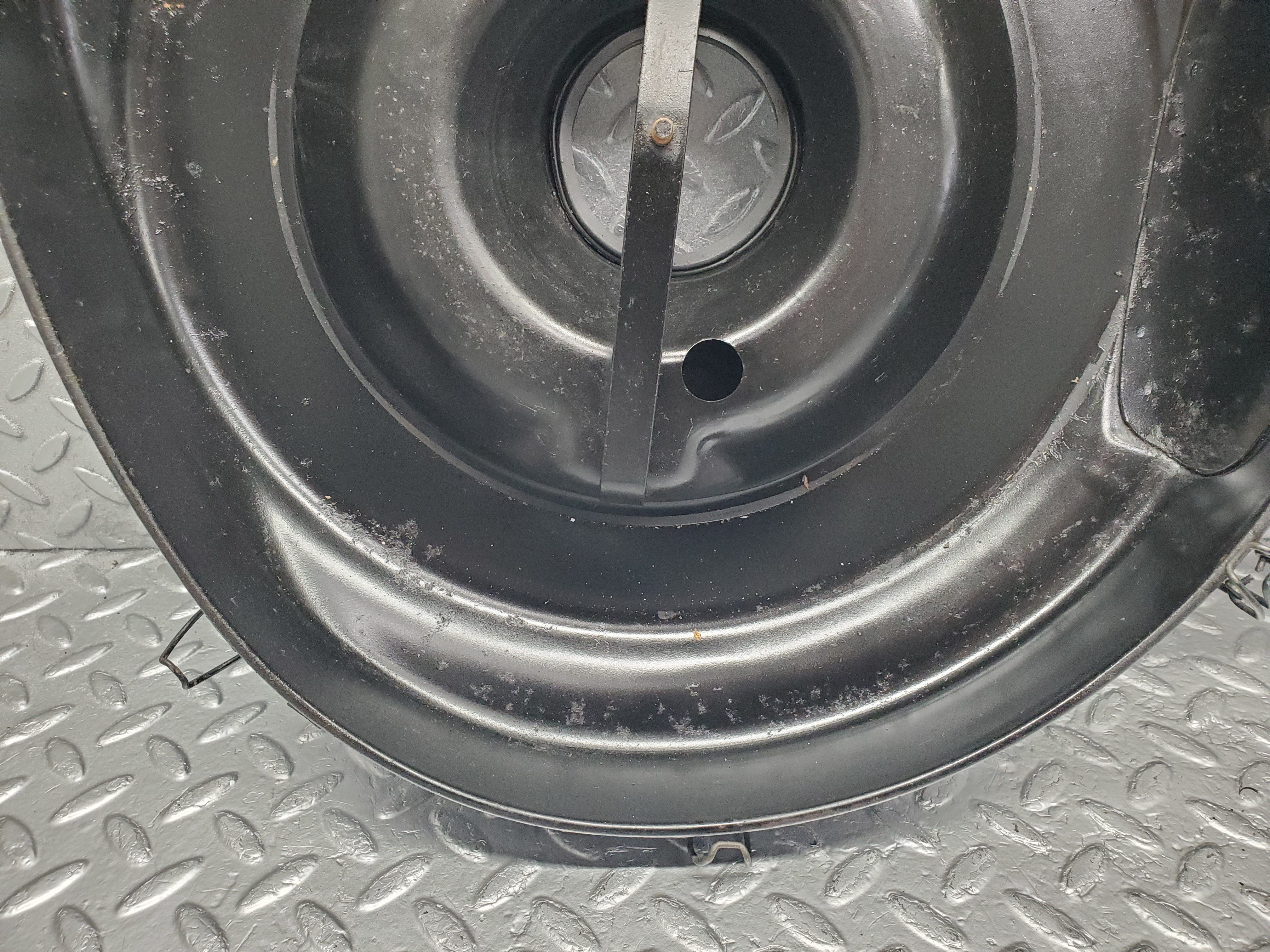 0850 Mercedes-Benz C107 350SLC Coupe Air Filter Housing 4515785126