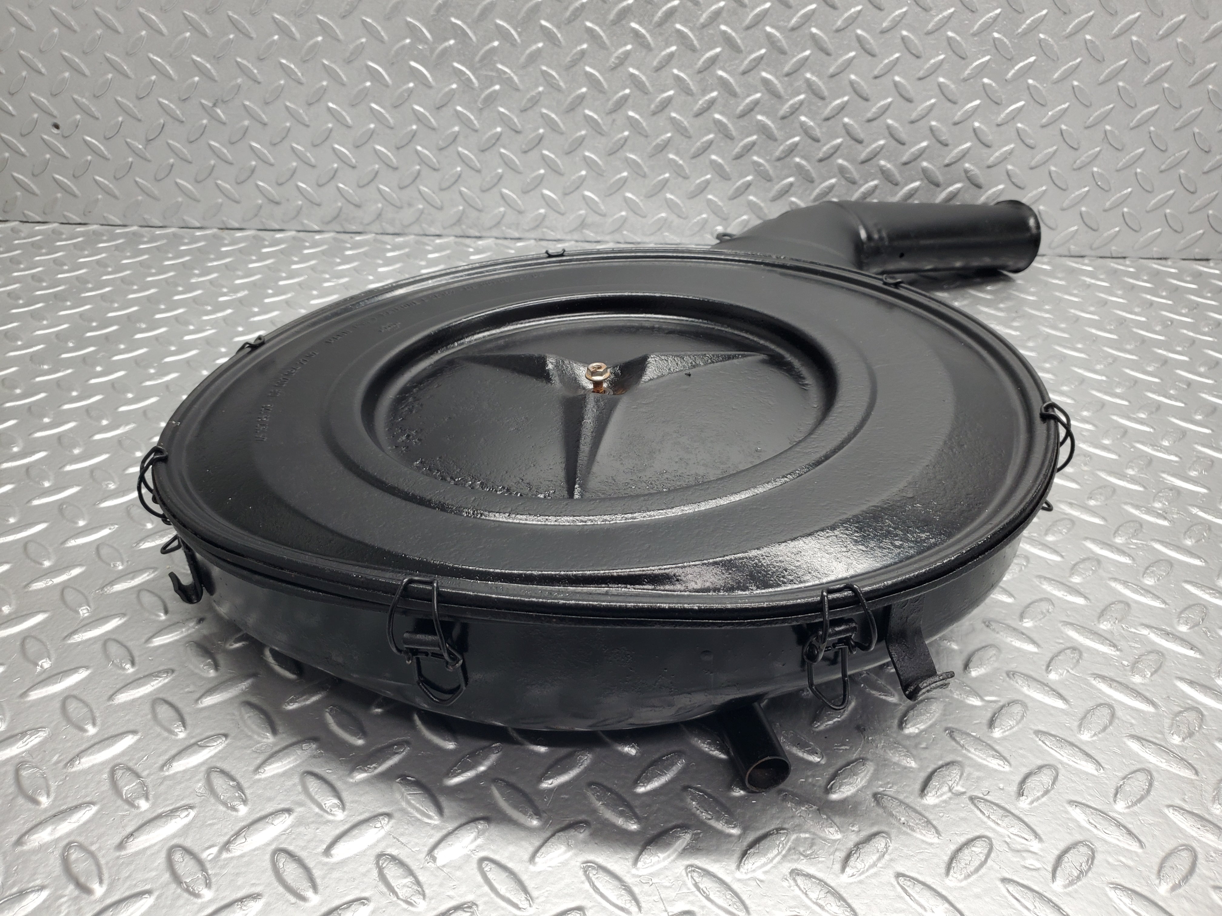 20545 Mercedes-Benz R107 450SL Air Filter Box Housing 0070942702