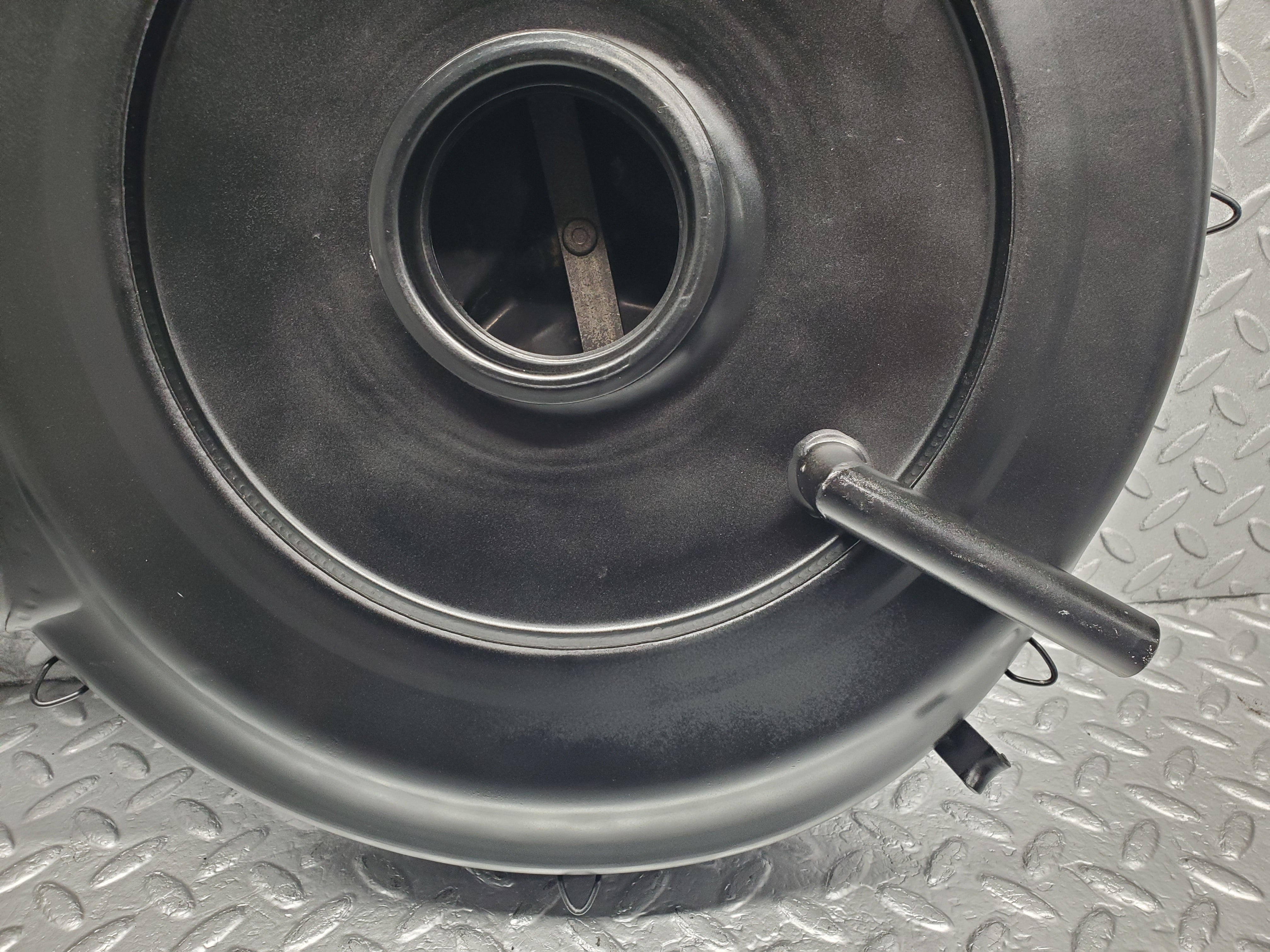 7058 Mercedes-Benz C107 350SLC Coupe Air Filter Housing Box 0070942702