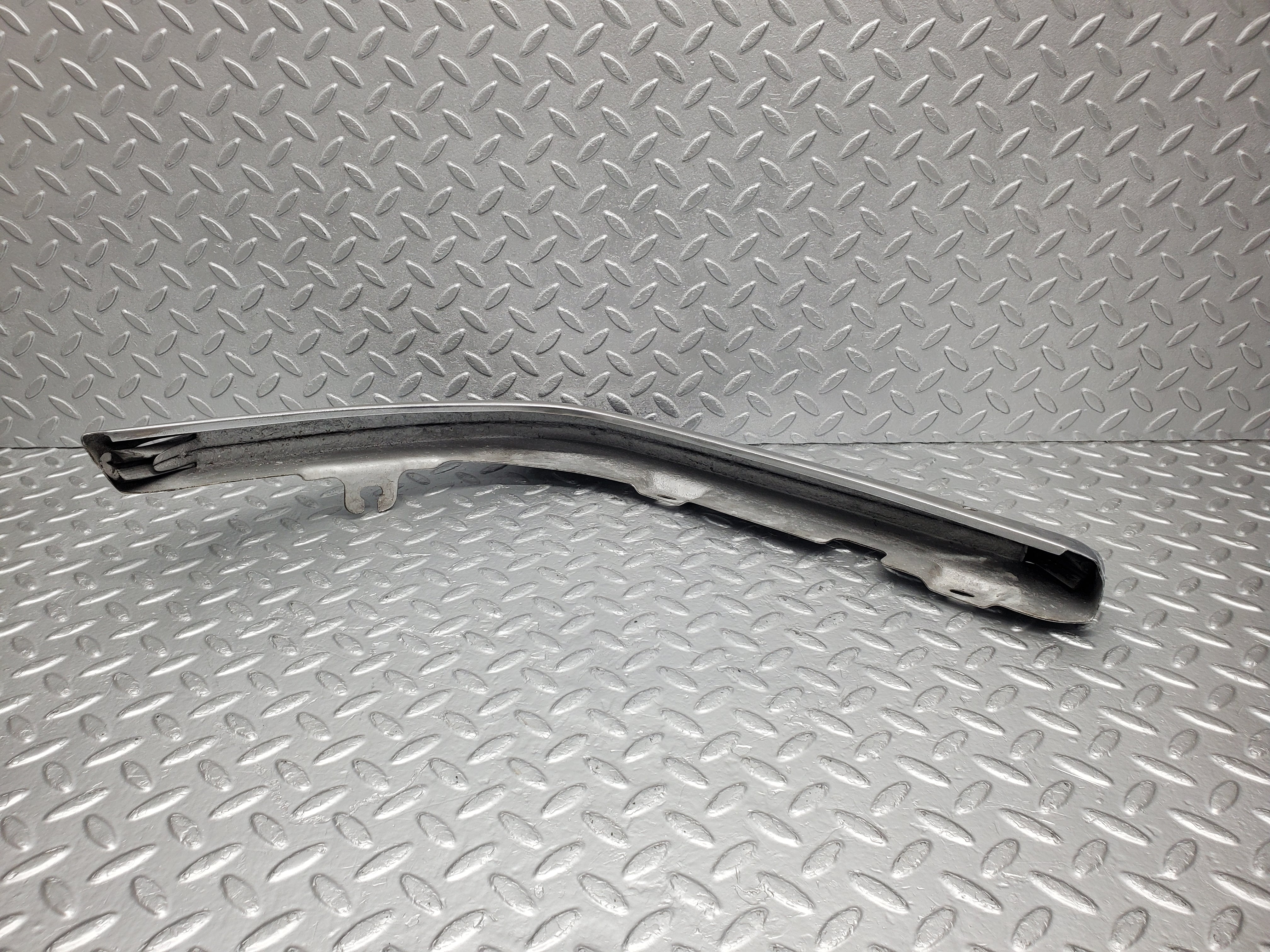 2157 Mercedes-Benz W116 350SE Front Left Upper Bumper Corner 1168800170