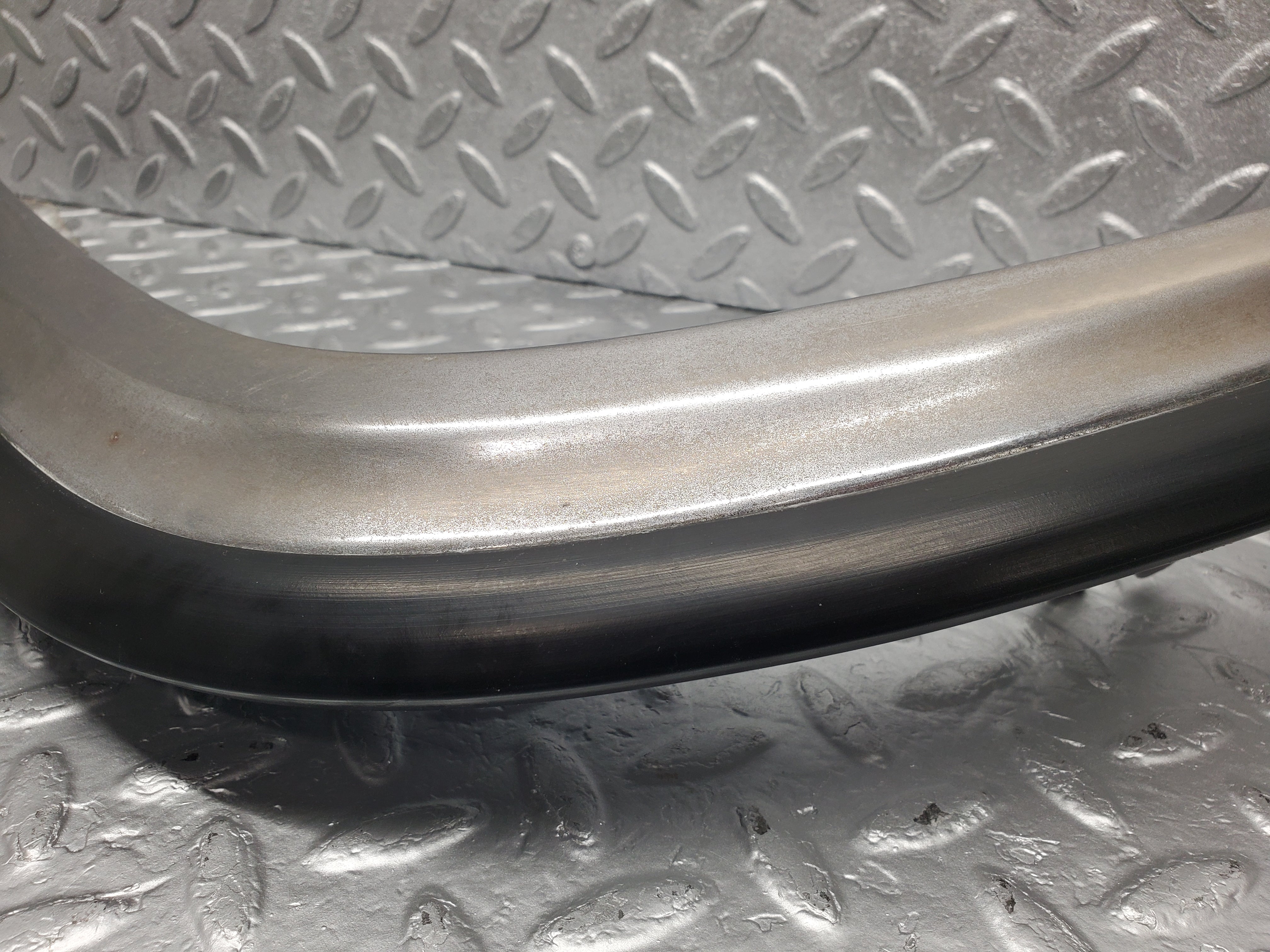 2157 Mercedes-Benz W116 350SE Front Left Upper Bumper Corner 1168800170