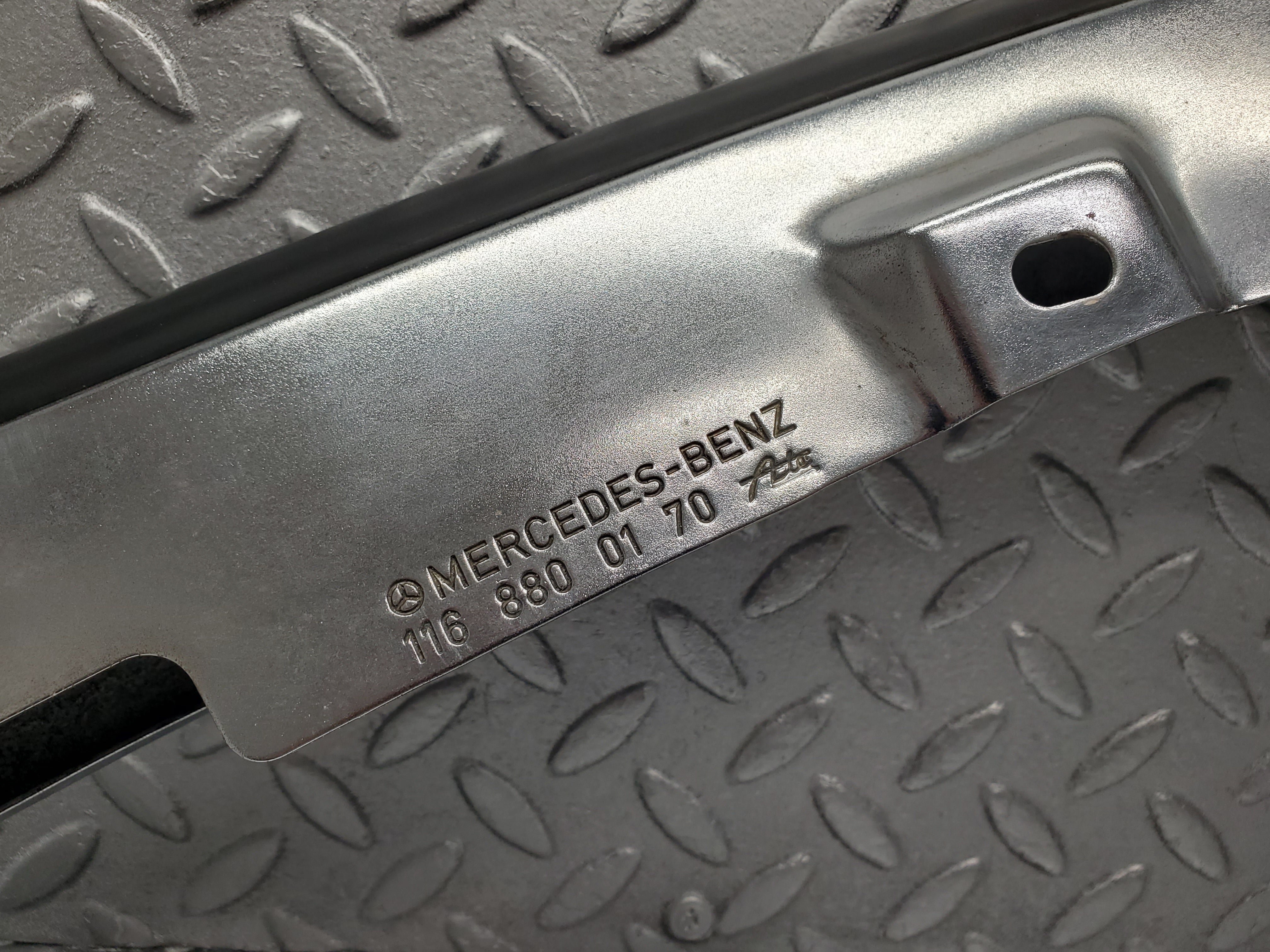 2157 Mercedes-Benz W116 350SE Front Left Upper Bumper Corner 1168800170