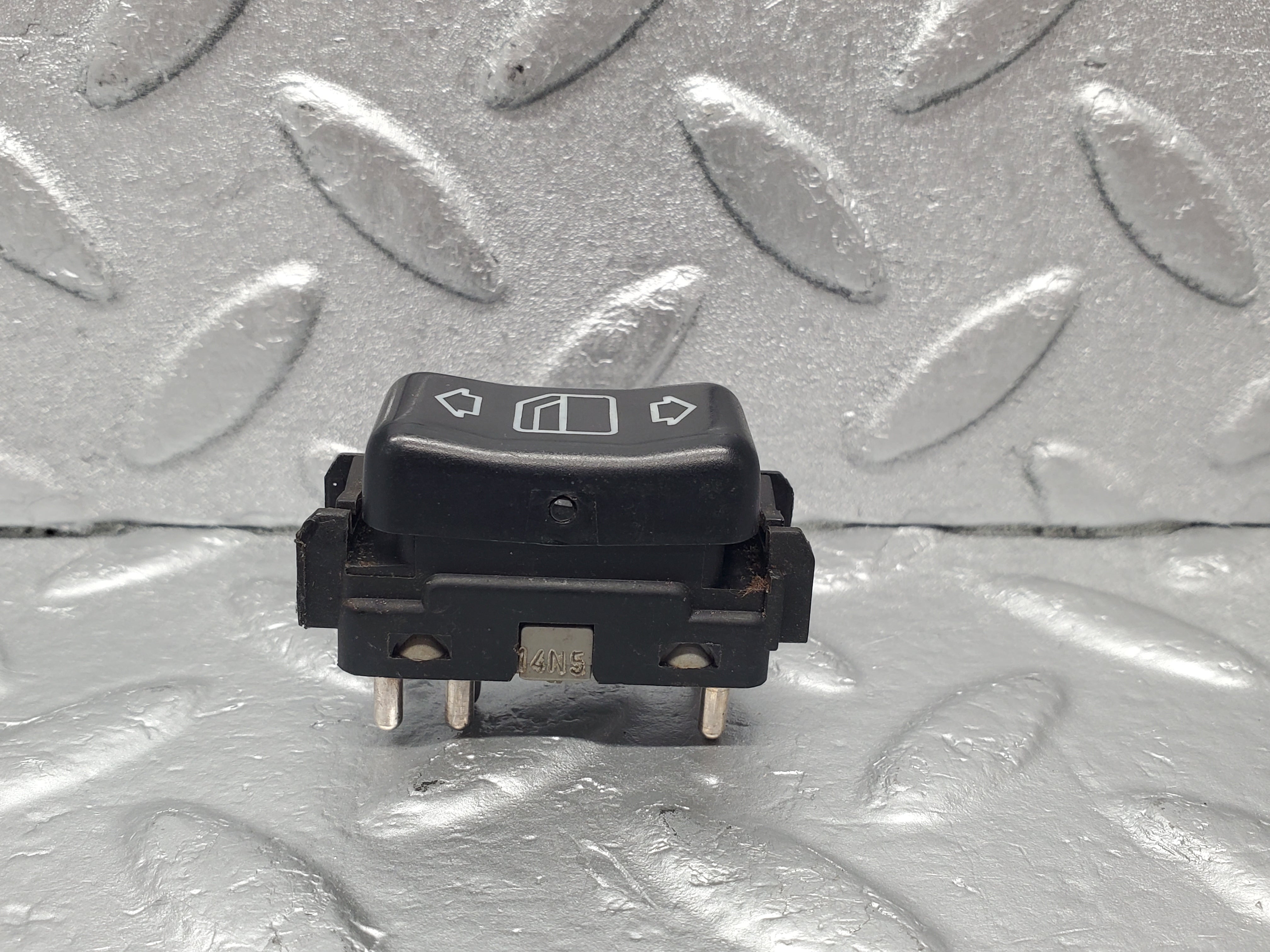 22606 Mercedes-Benz C124 E220 Electric Window Switch Right Side 1248209010