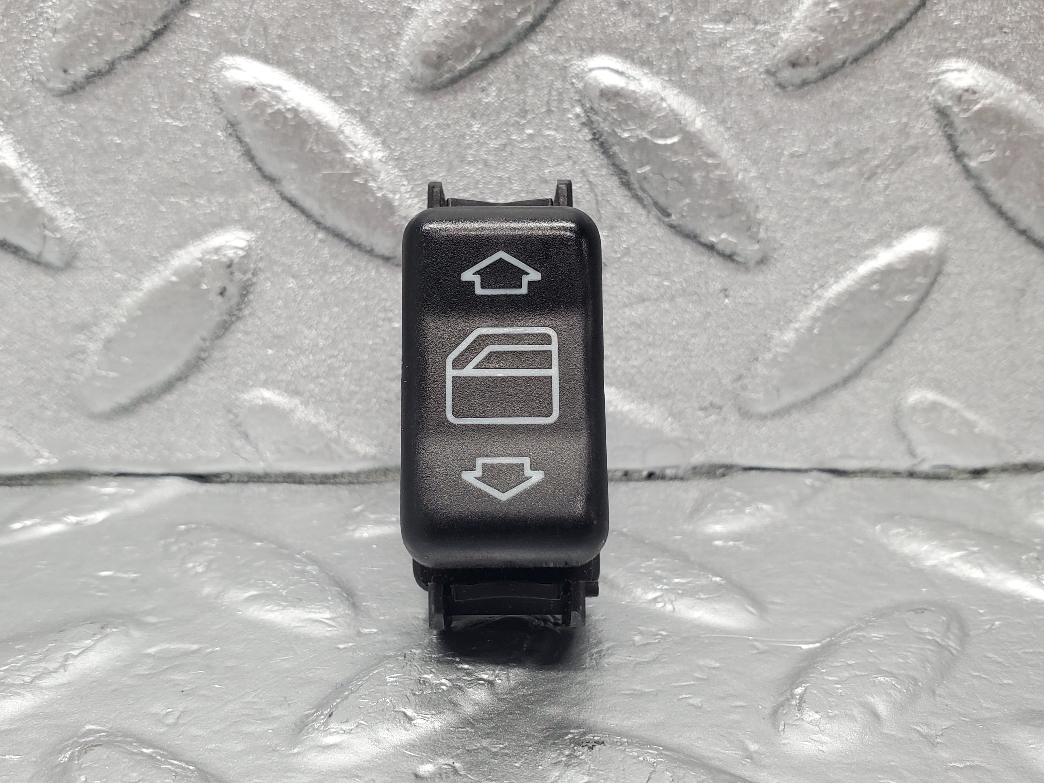 22608 Mercedes-Benz C124 E220 Electric Window Switch Left Side 1248209310