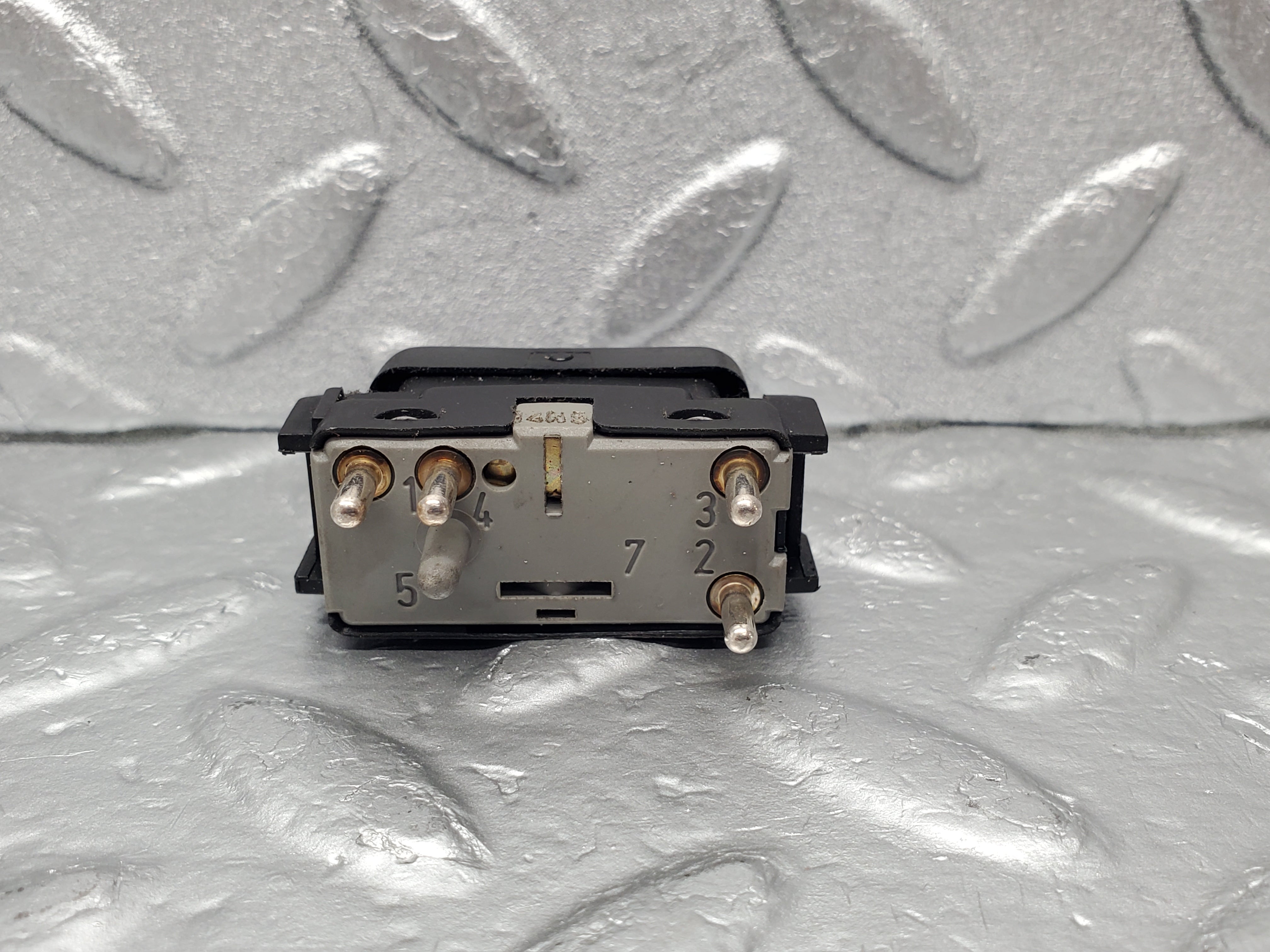 22608 Mercedes-Benz C124 E220 Electric Window Switch Left Side 1248209310