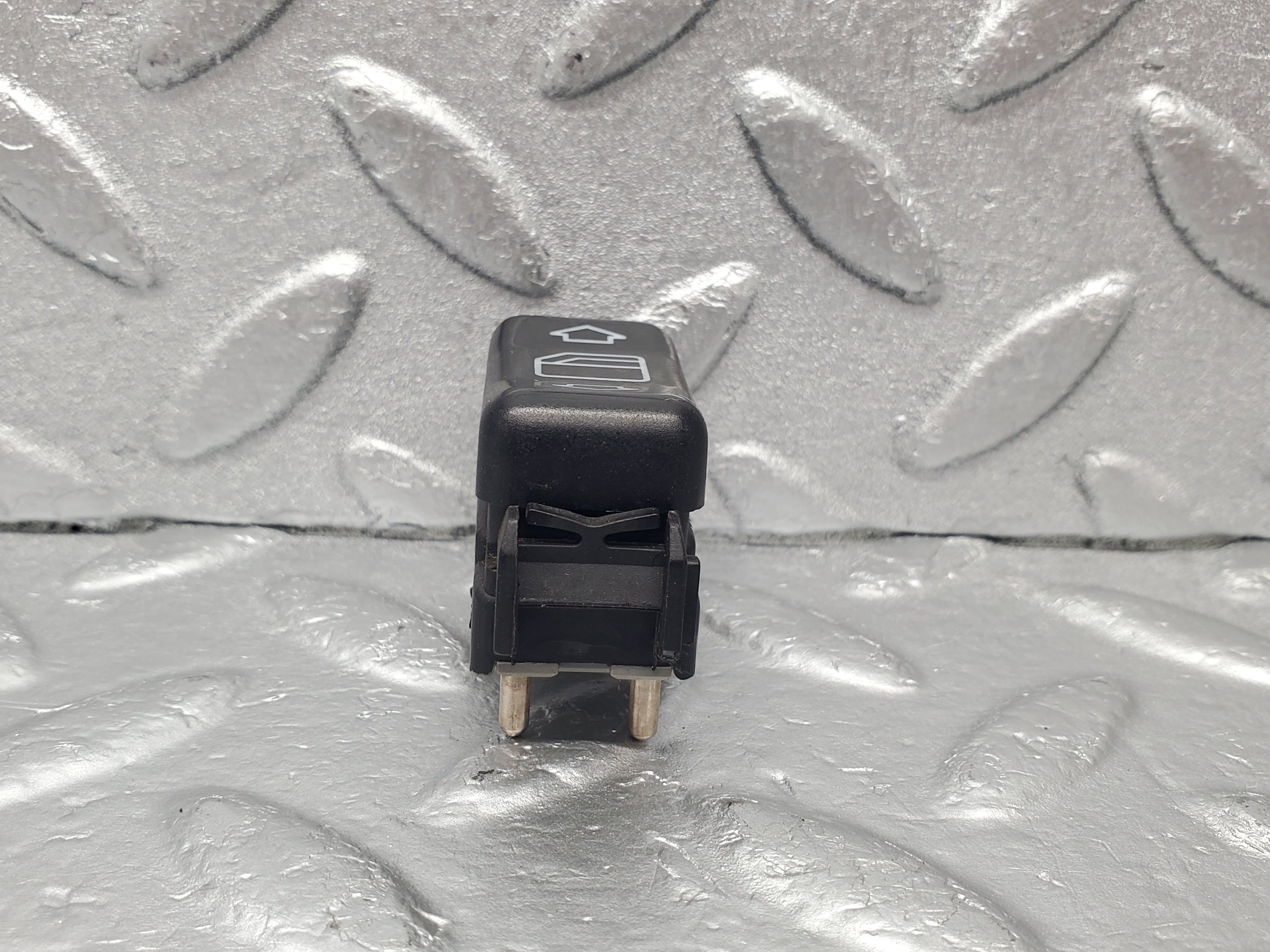 22609 Mercedes-Benz C124 E220 Electric Window Switch Left Side 1248209910