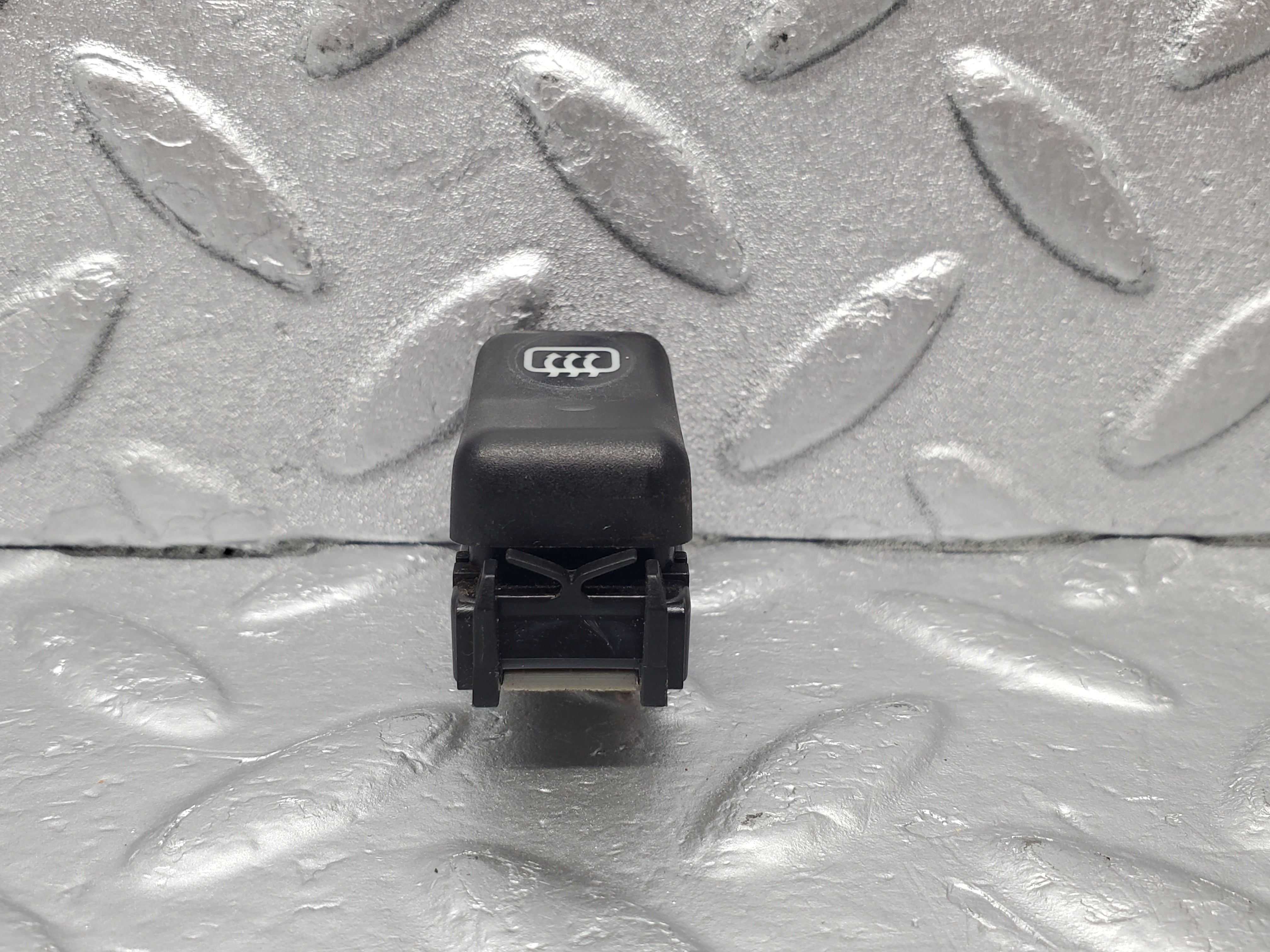 22612 Mercedes-Benz C124 E220 Coupe Rear Windscreen Defroster Switch 1298207410