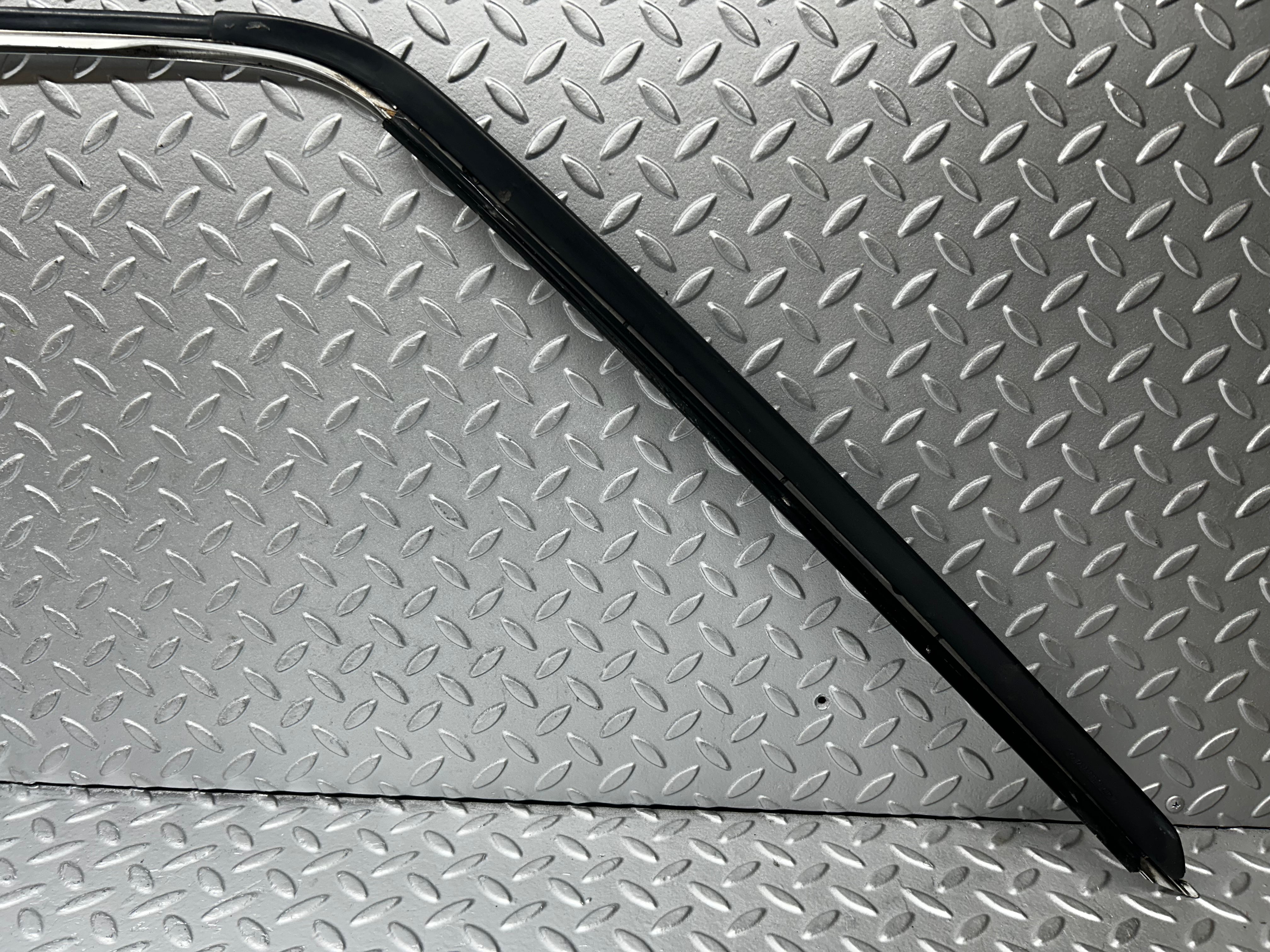 7810 Mercedes-Benz S123 230TE Wagon Roof Chrome Trim Left Side