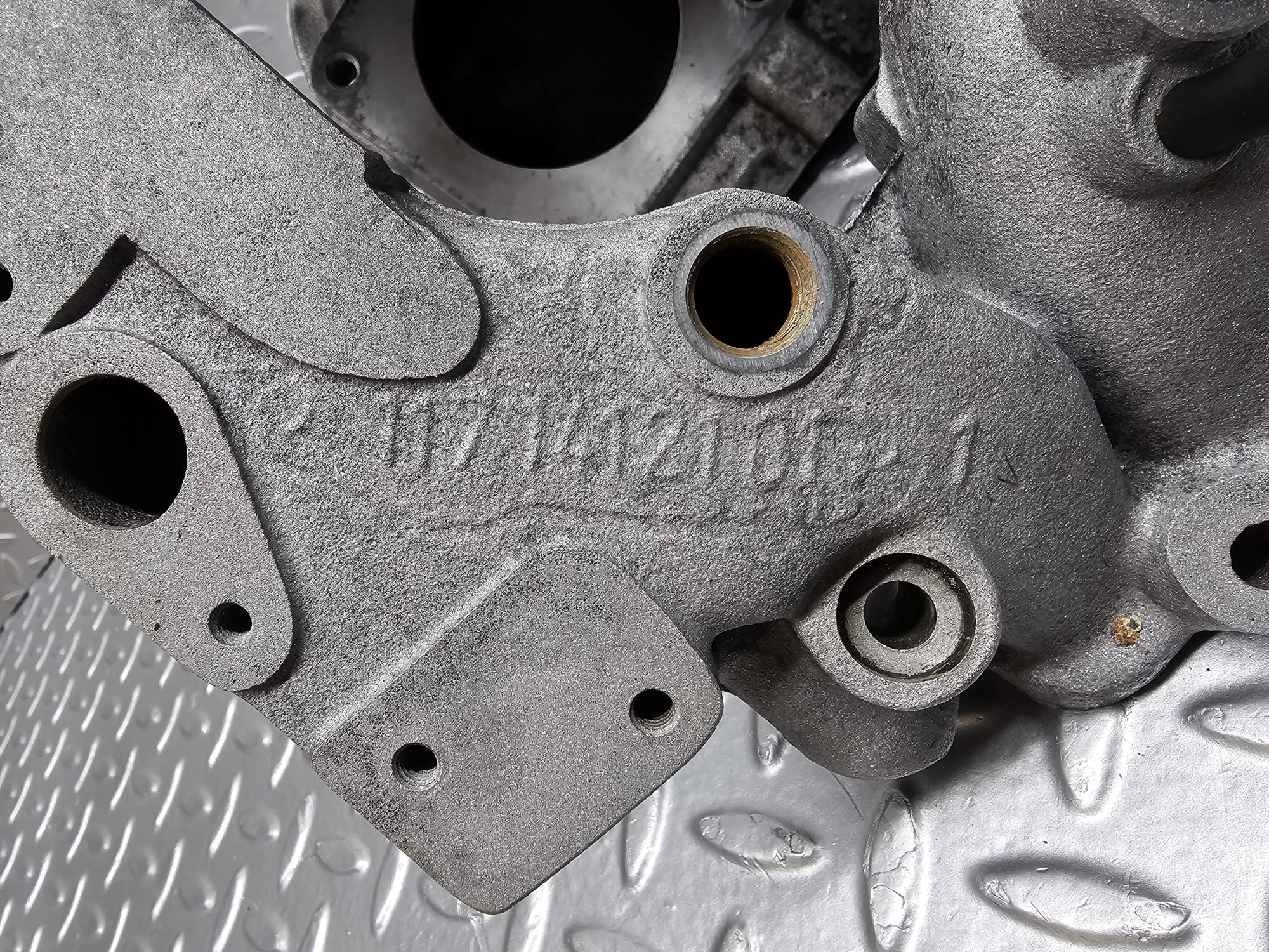 26346 Mercedes-Benz W116 450SE Intake Manifold 1171412101