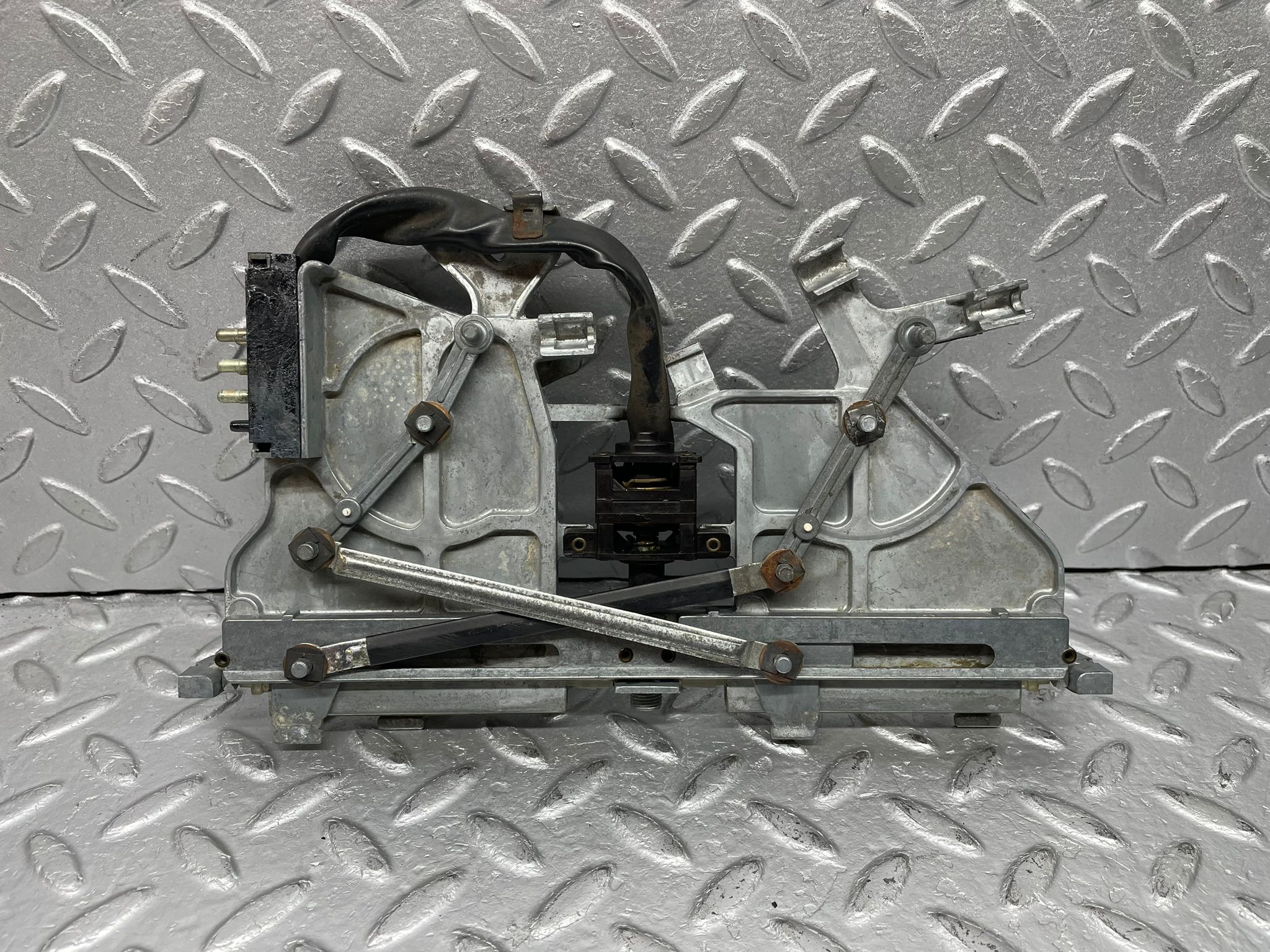 20969 Mercedes-Benz W114 250CE Coupe Heater Control Switch 1158300485