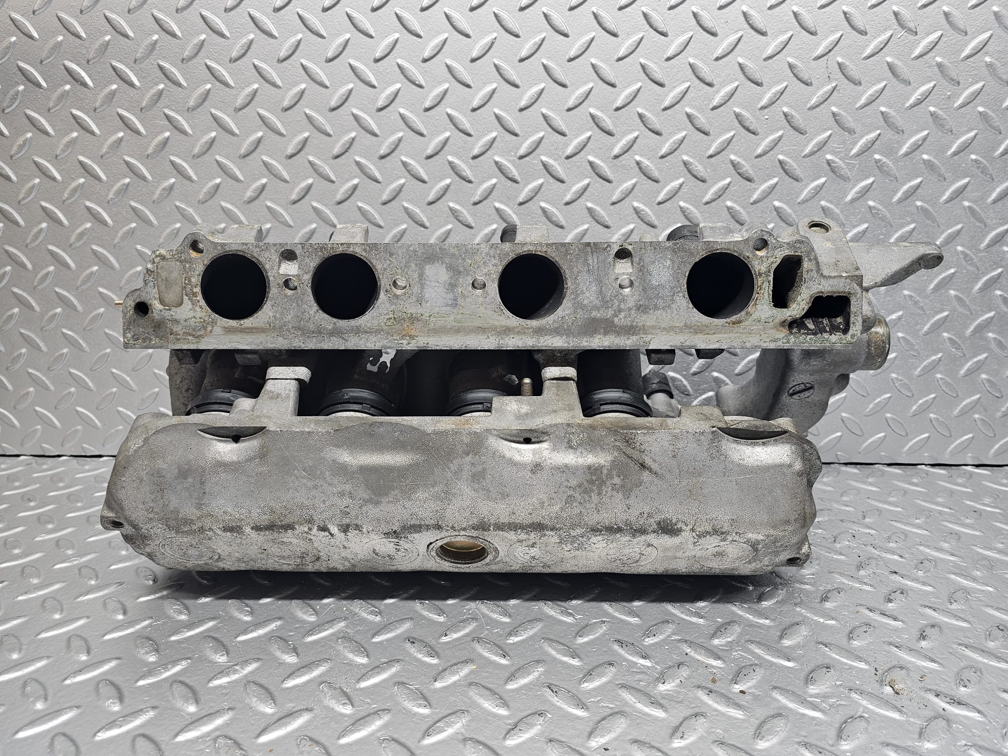 37169 Mercedes-Benz C126 420SEC Coupe Air Intake Manifold 1161416501