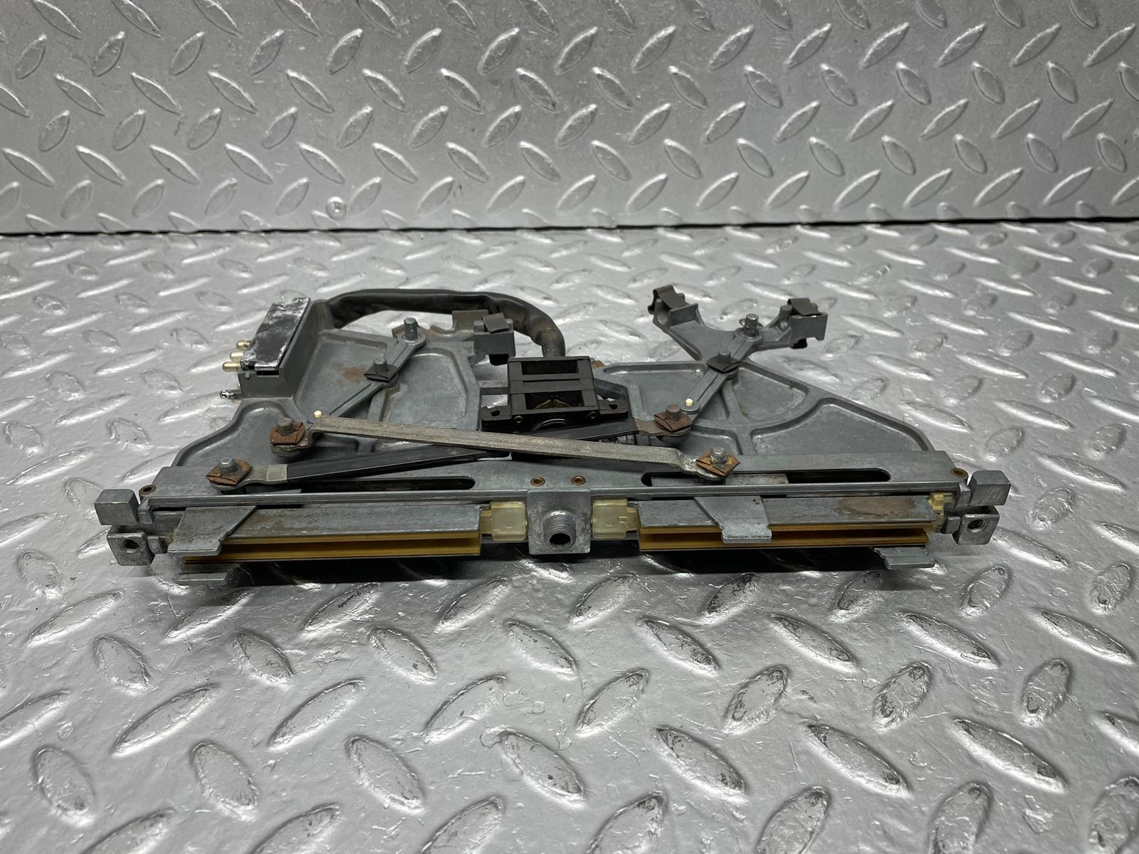 20969 Mercedes-Benz W114 250CE Coupe Heater Control Switch 1158300485