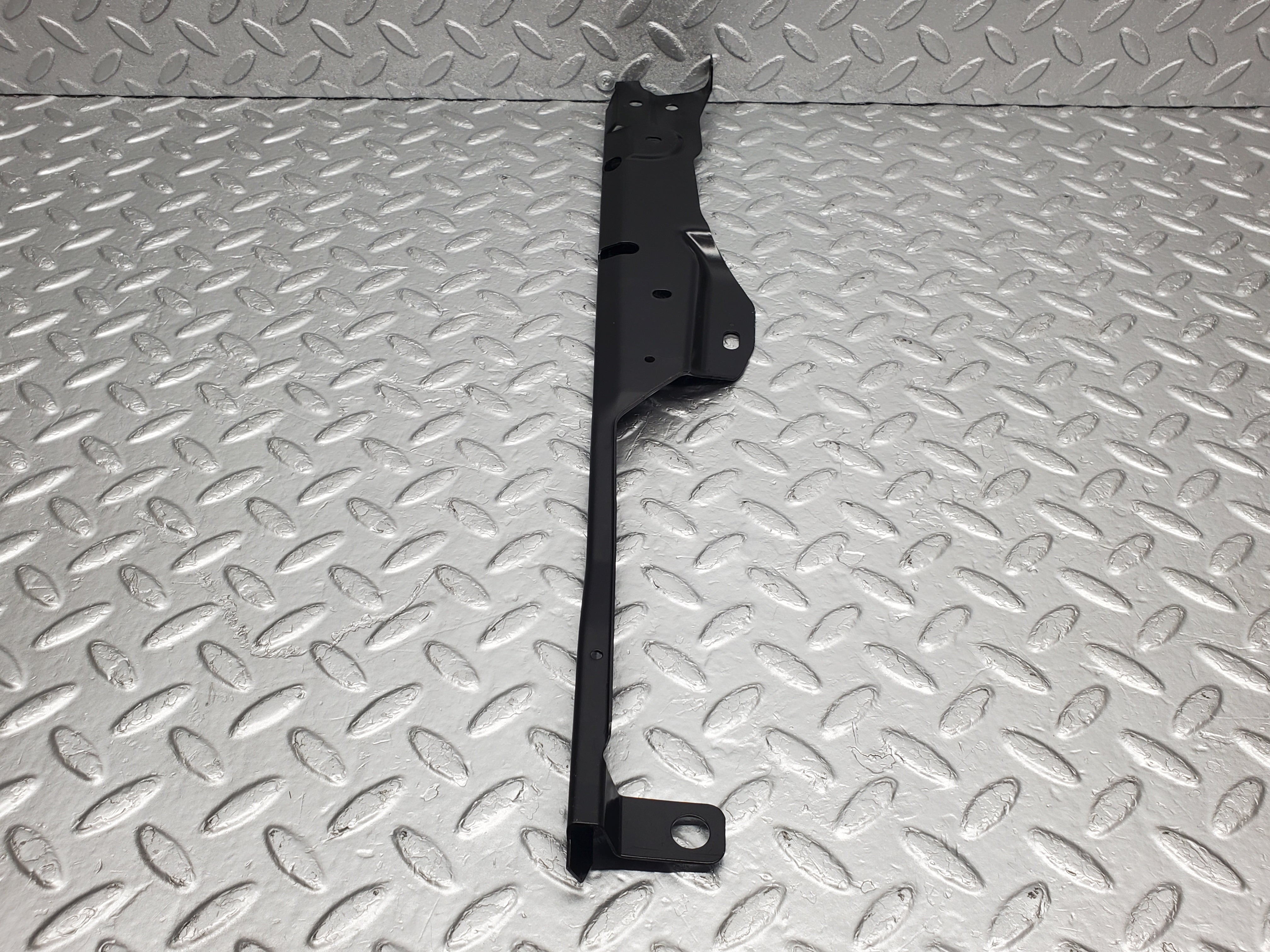 48017 Mercedes-Benz R230 350SL Coupe Window Seal Rail Rear Right