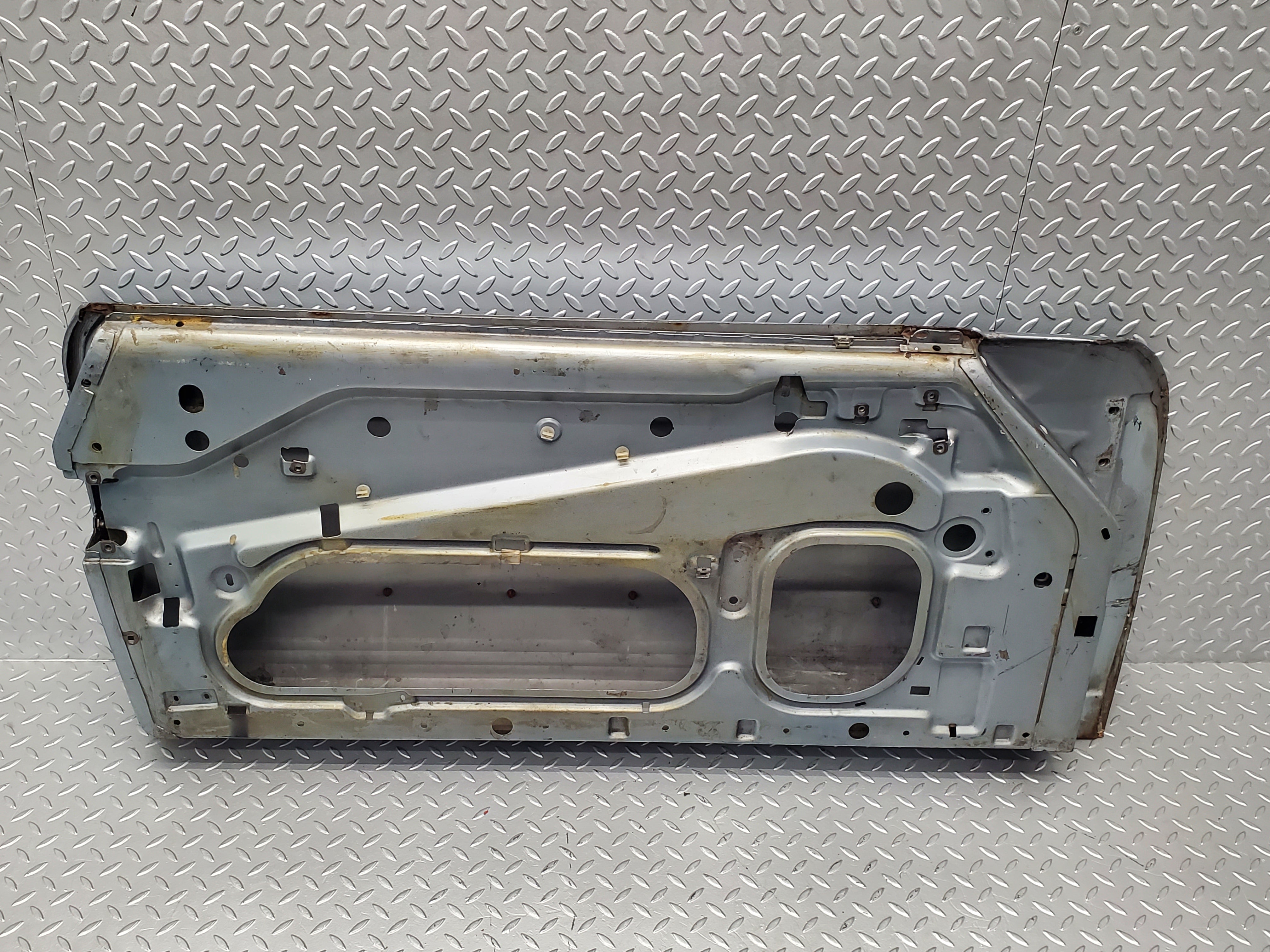 48267 Mercedes-Benz C107 R107 Left Door