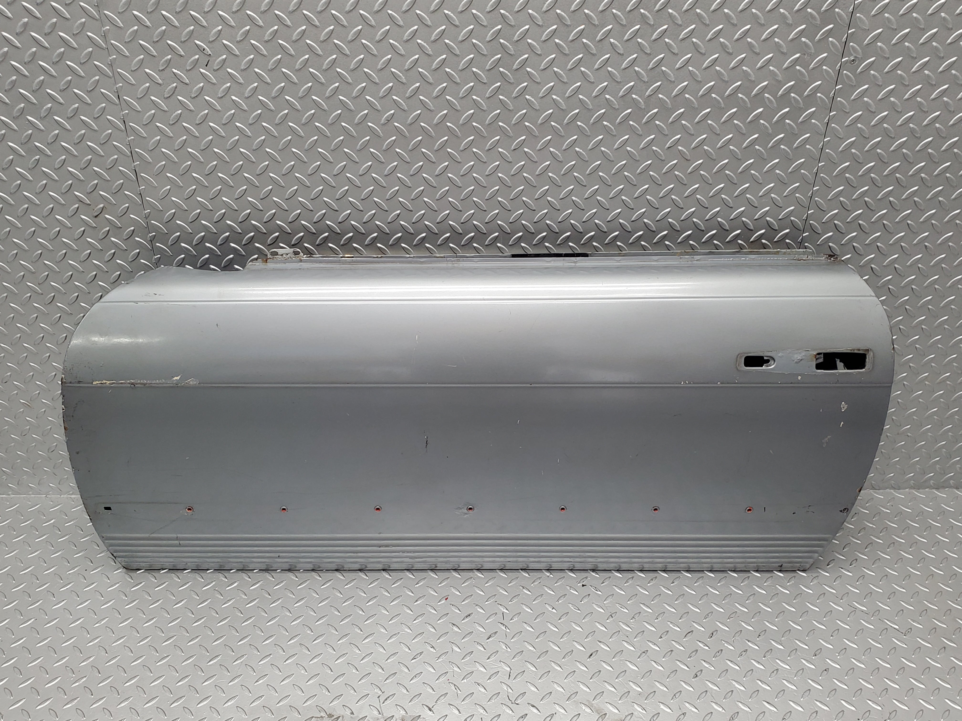 48267 Mercedes-Benz C107 R107 Left Door