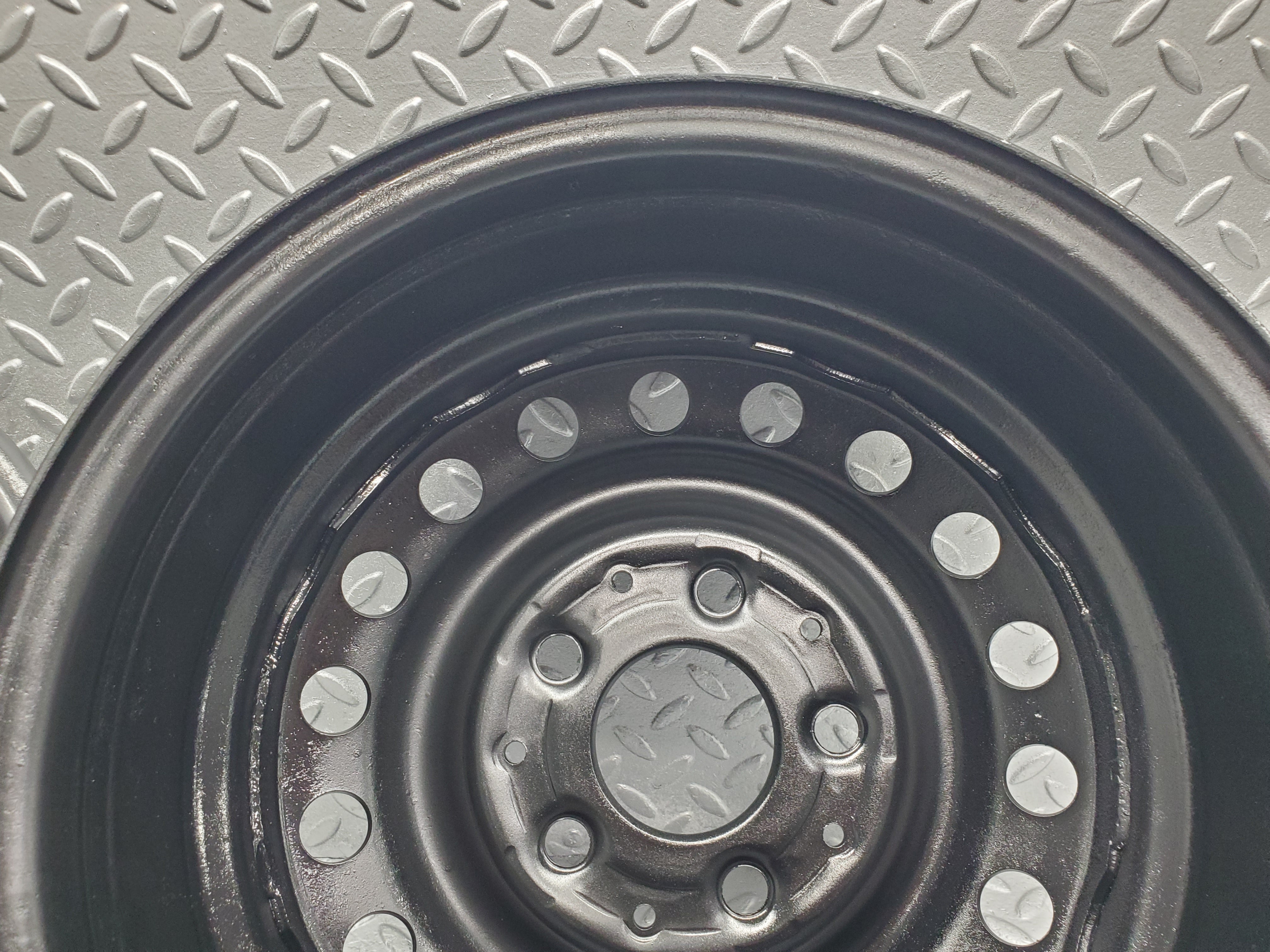 48905 Mercedes-Benz Steel Wheel Set 6Jx14H2 ET30 1234001602