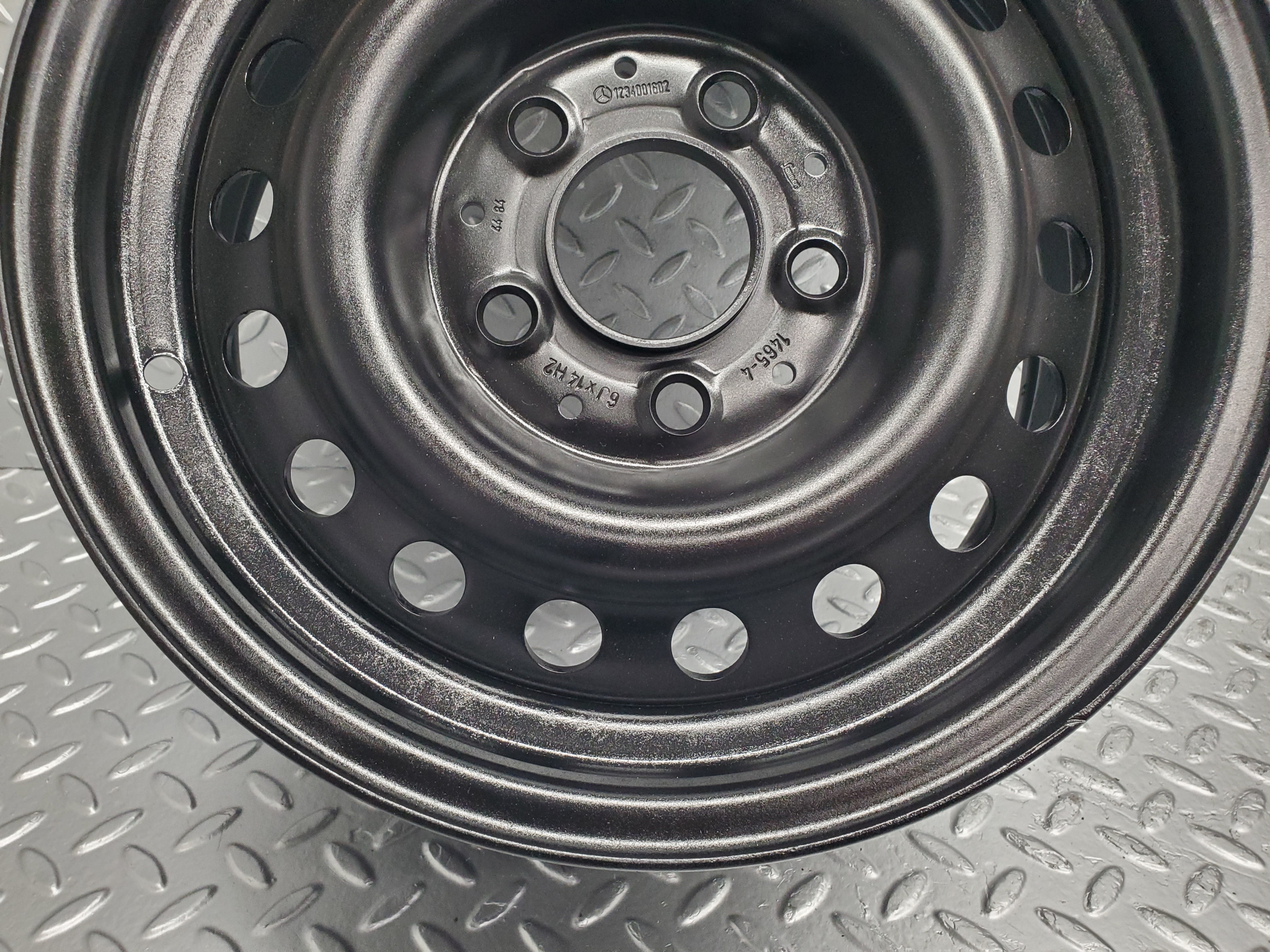 48905 Mercedes-Benz Steel Wheel Set 6Jx14H2 ET30 1234001602