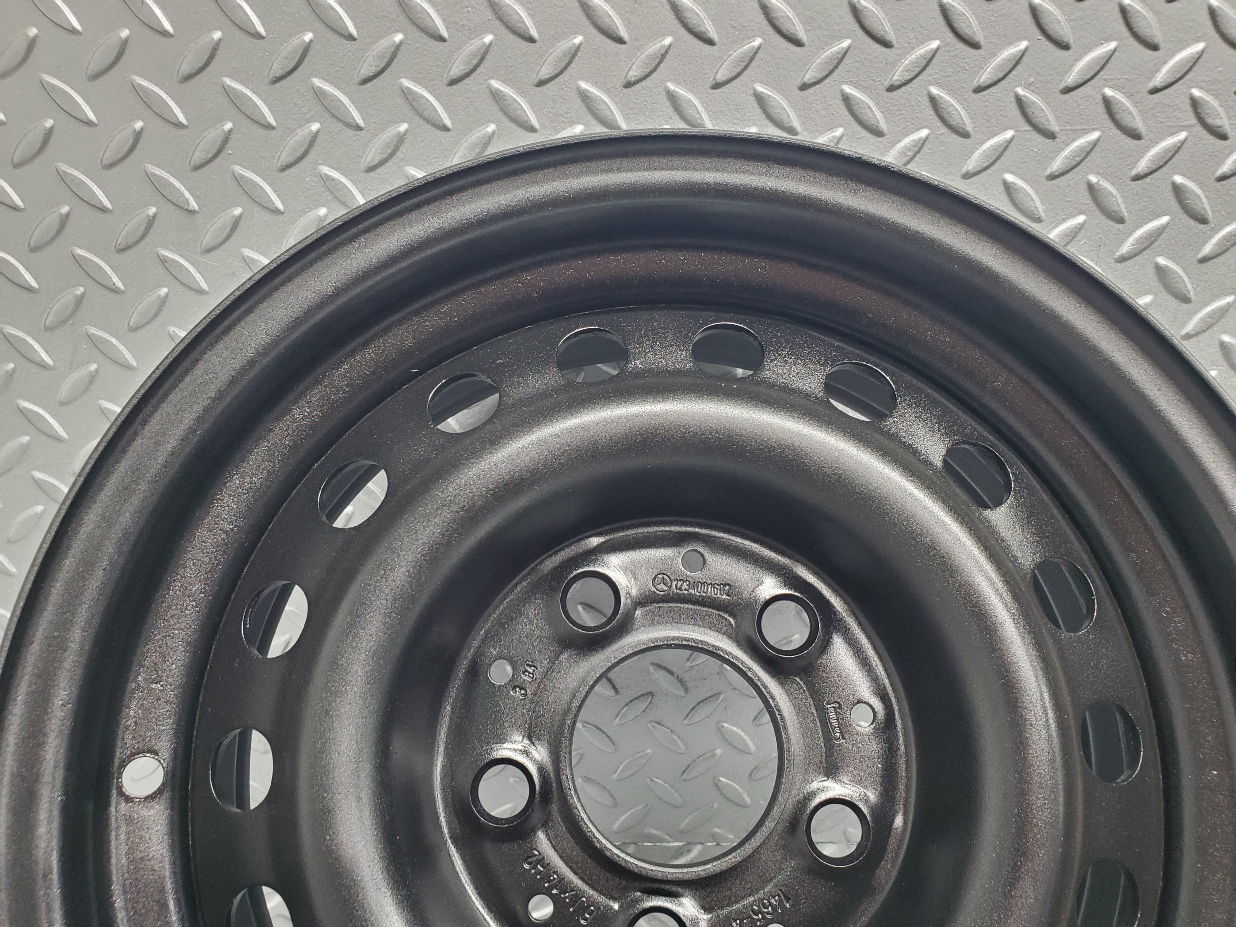 48905 Mercedes-Benz Steel Wheel Set 6Jx14H2 ET30 1234001602