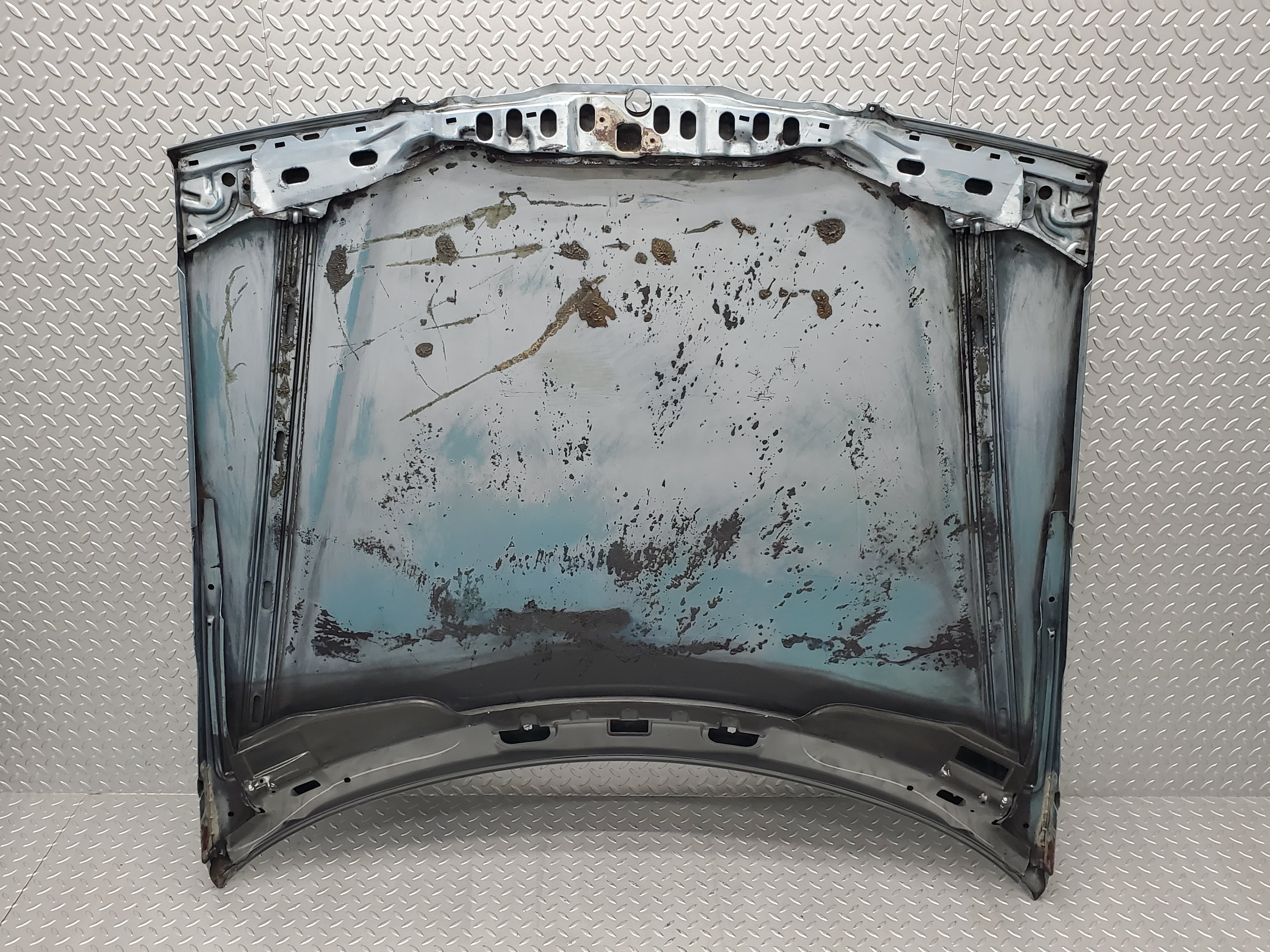 49457 Mercedes-Benz W124 Bonnet