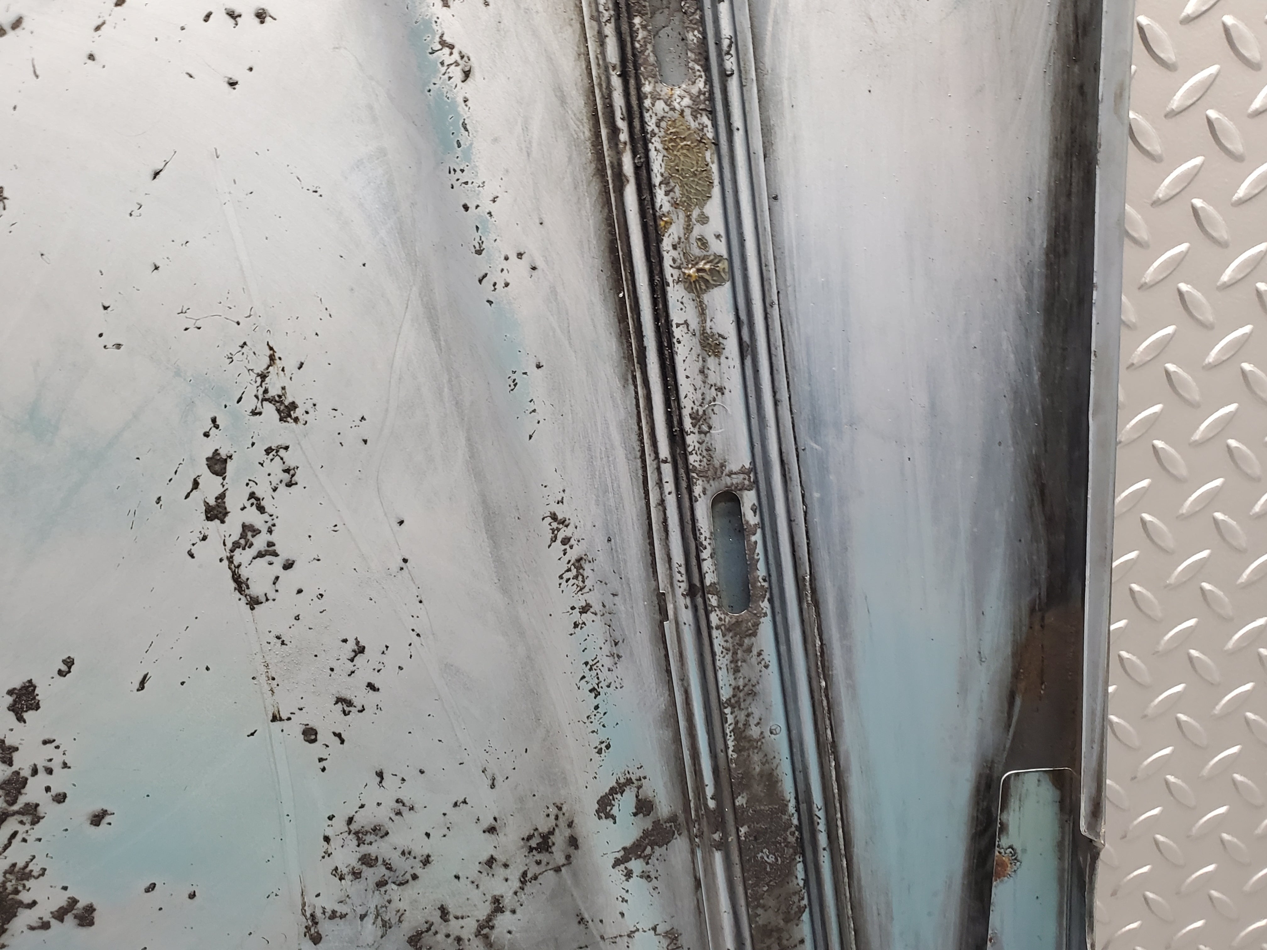 49457 Mercedes-Benz W124 Bonnet