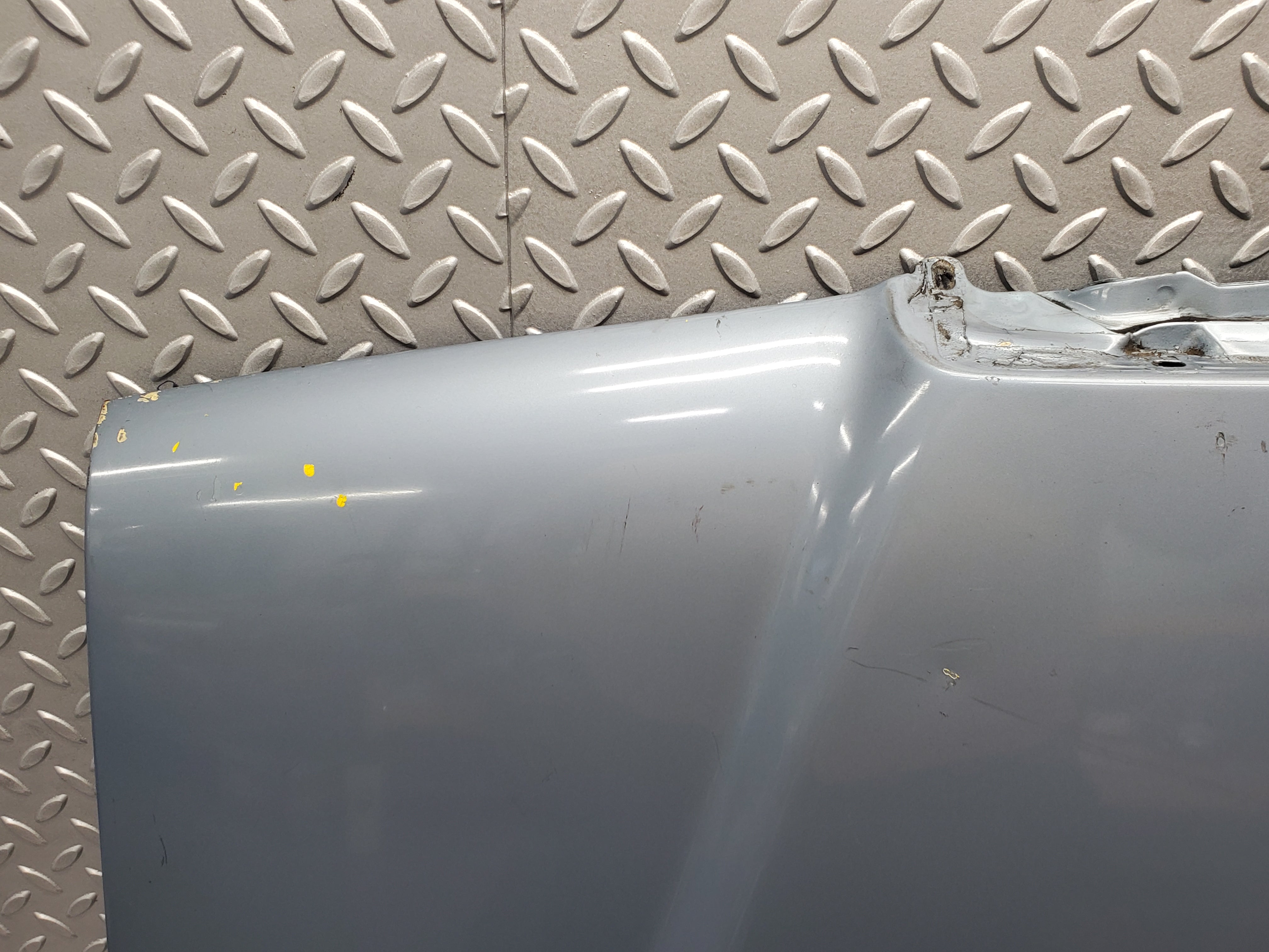 49457 Mercedes-Benz W124 Bonnet