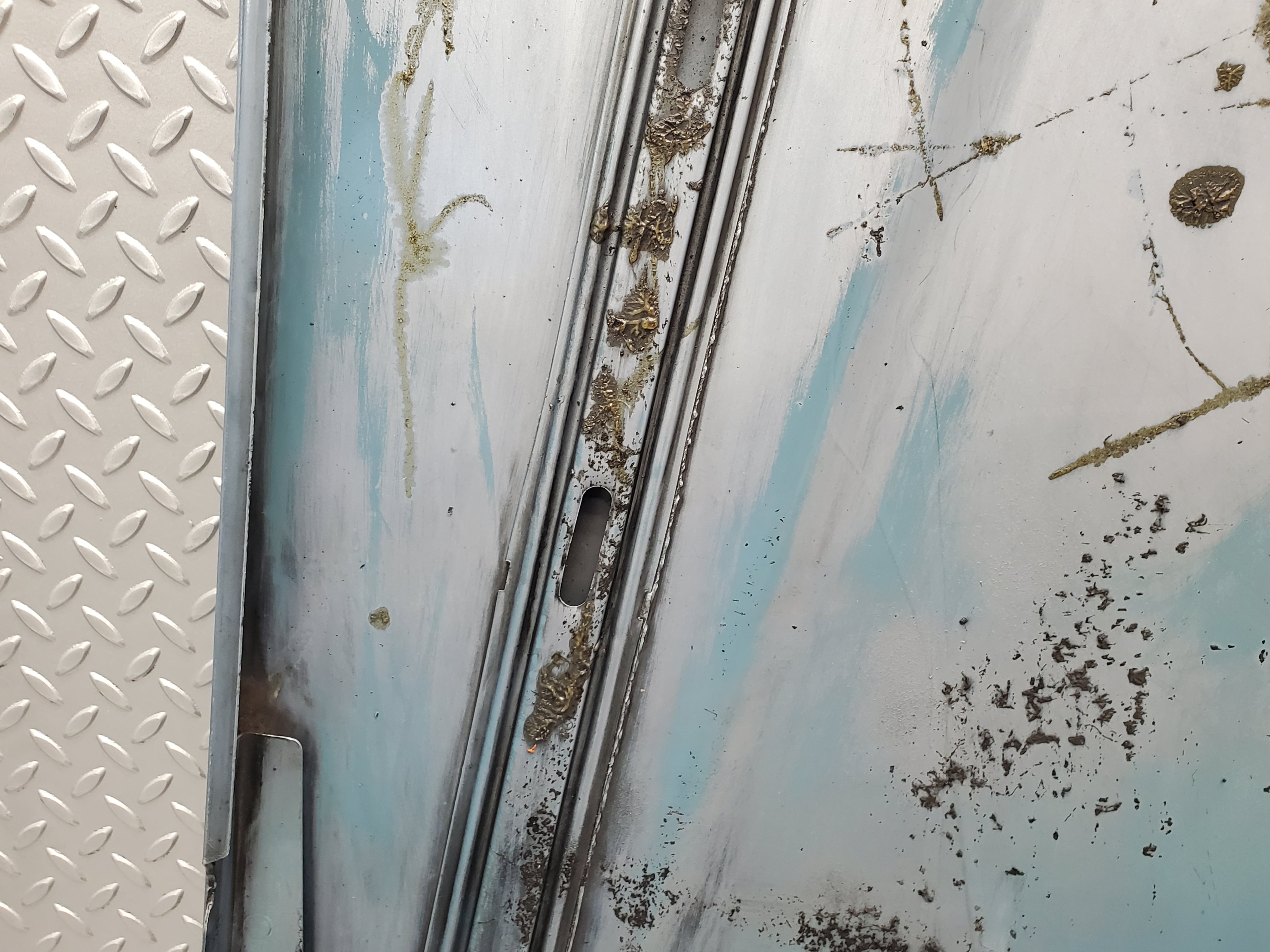 49457 Mercedes-Benz W124 Bonnet