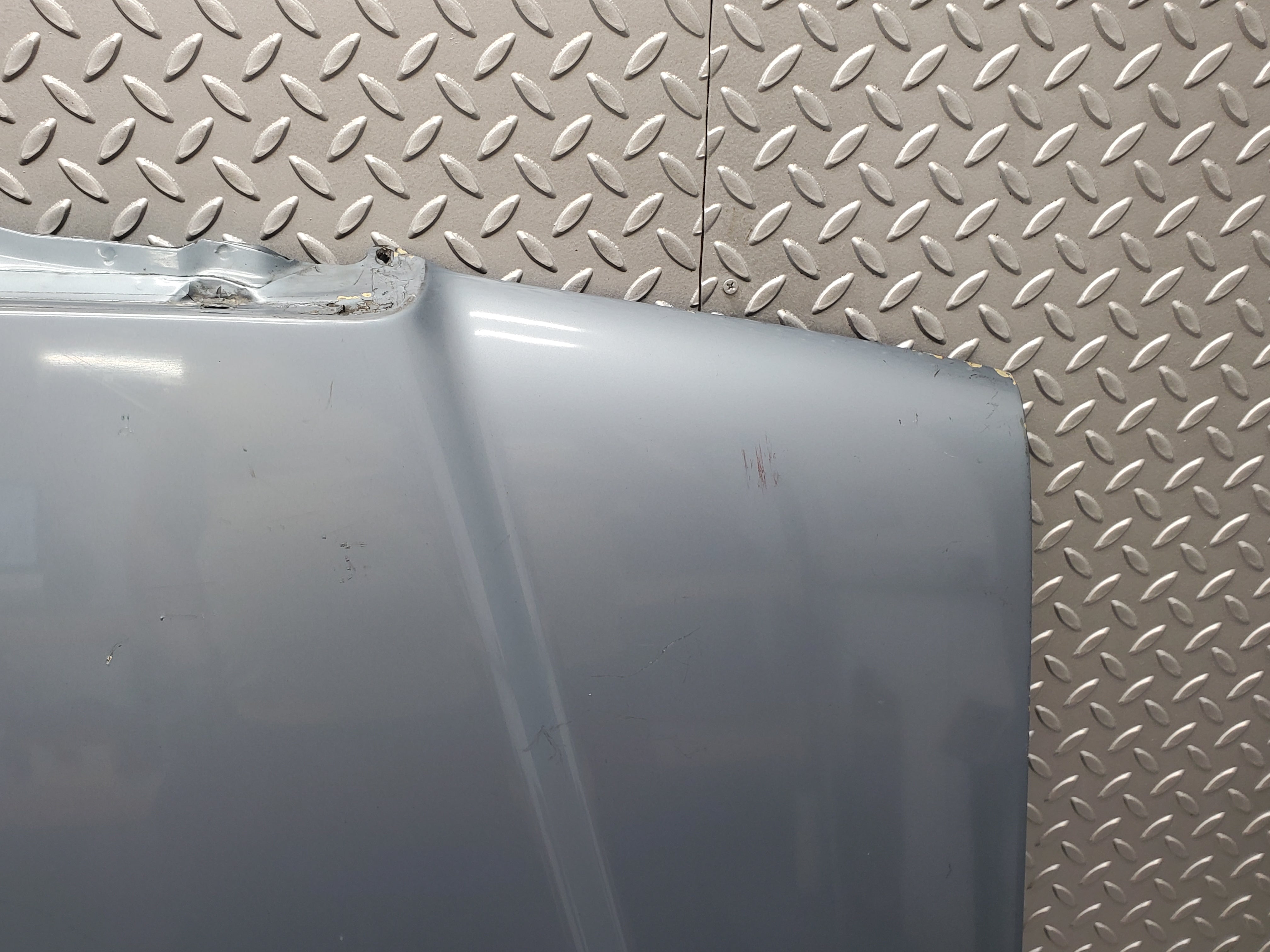 49457 Mercedes-Benz W124 Bonnet