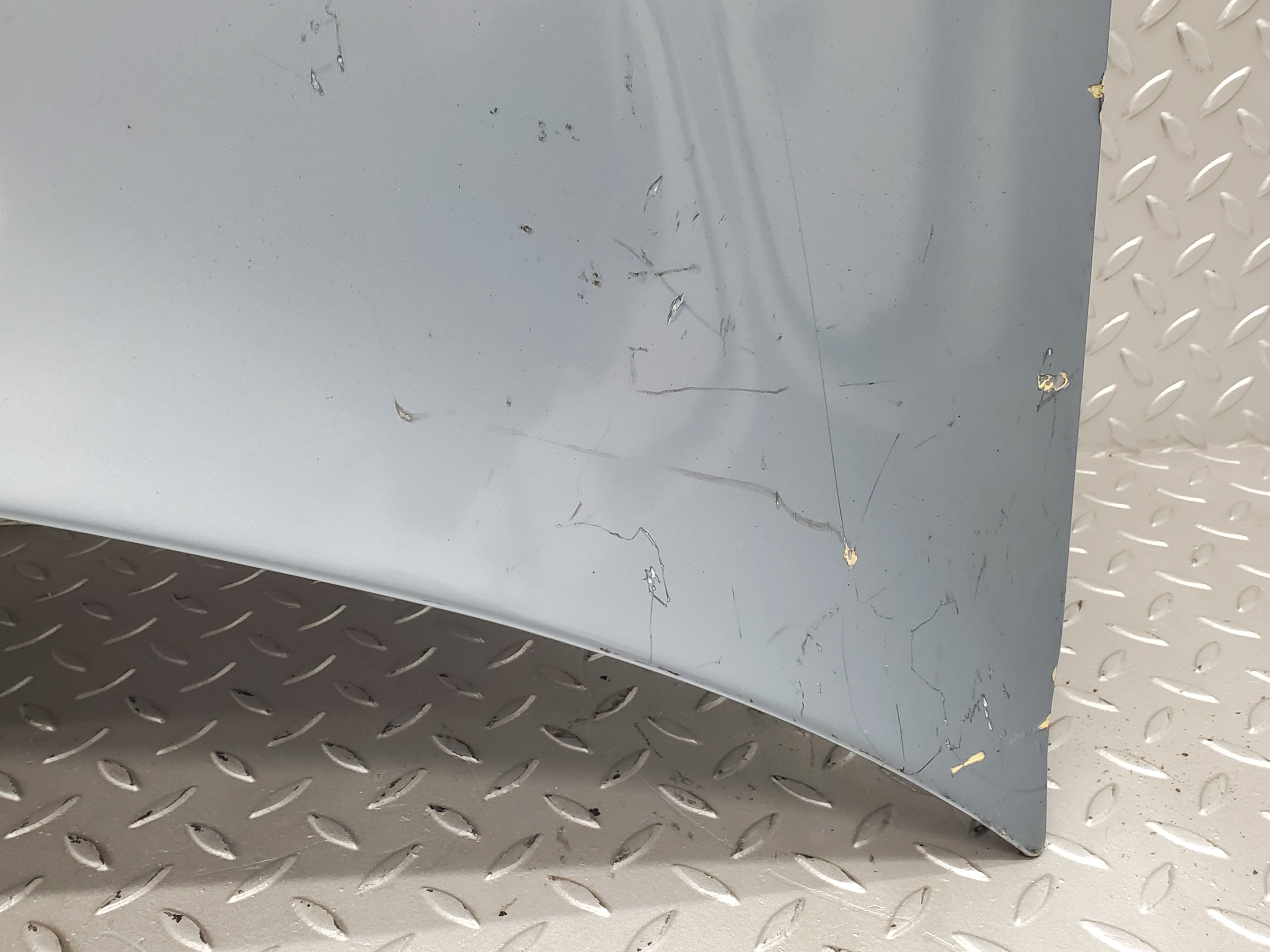 49457 Mercedes-Benz W124 Bonnet