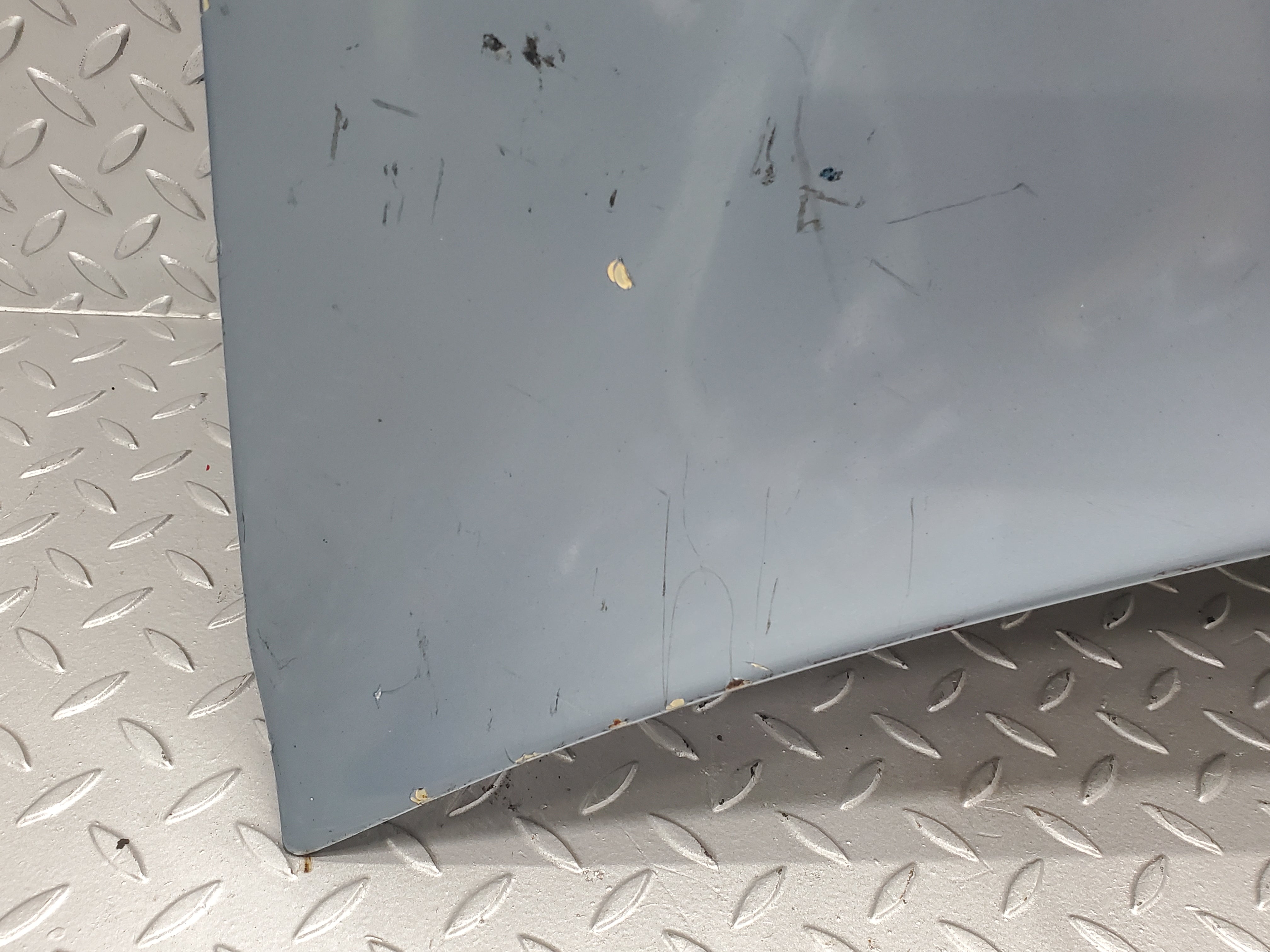 49457 Mercedes-Benz W124 Bonnet