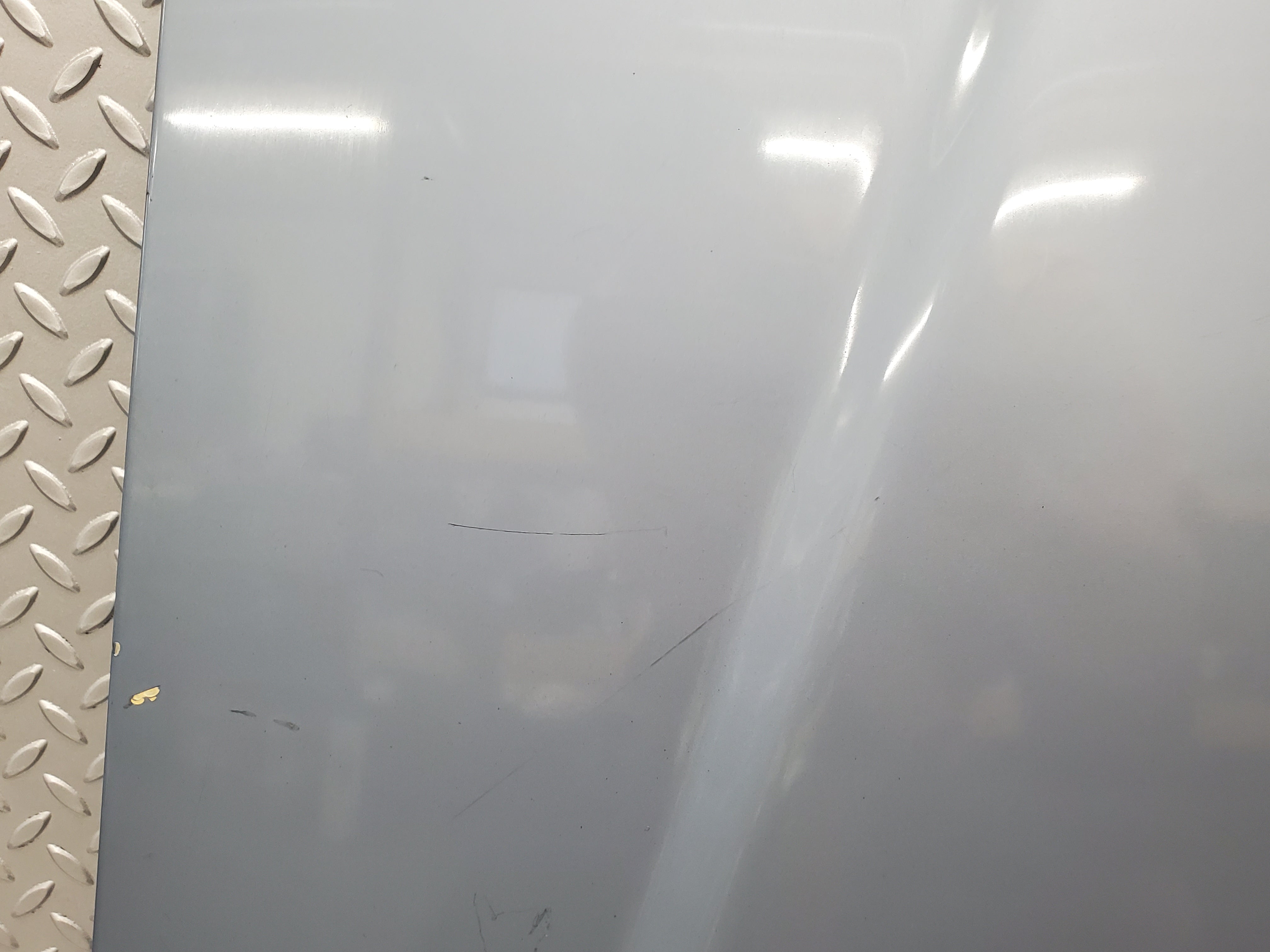 49457 Mercedes-Benz W124 Bonnet