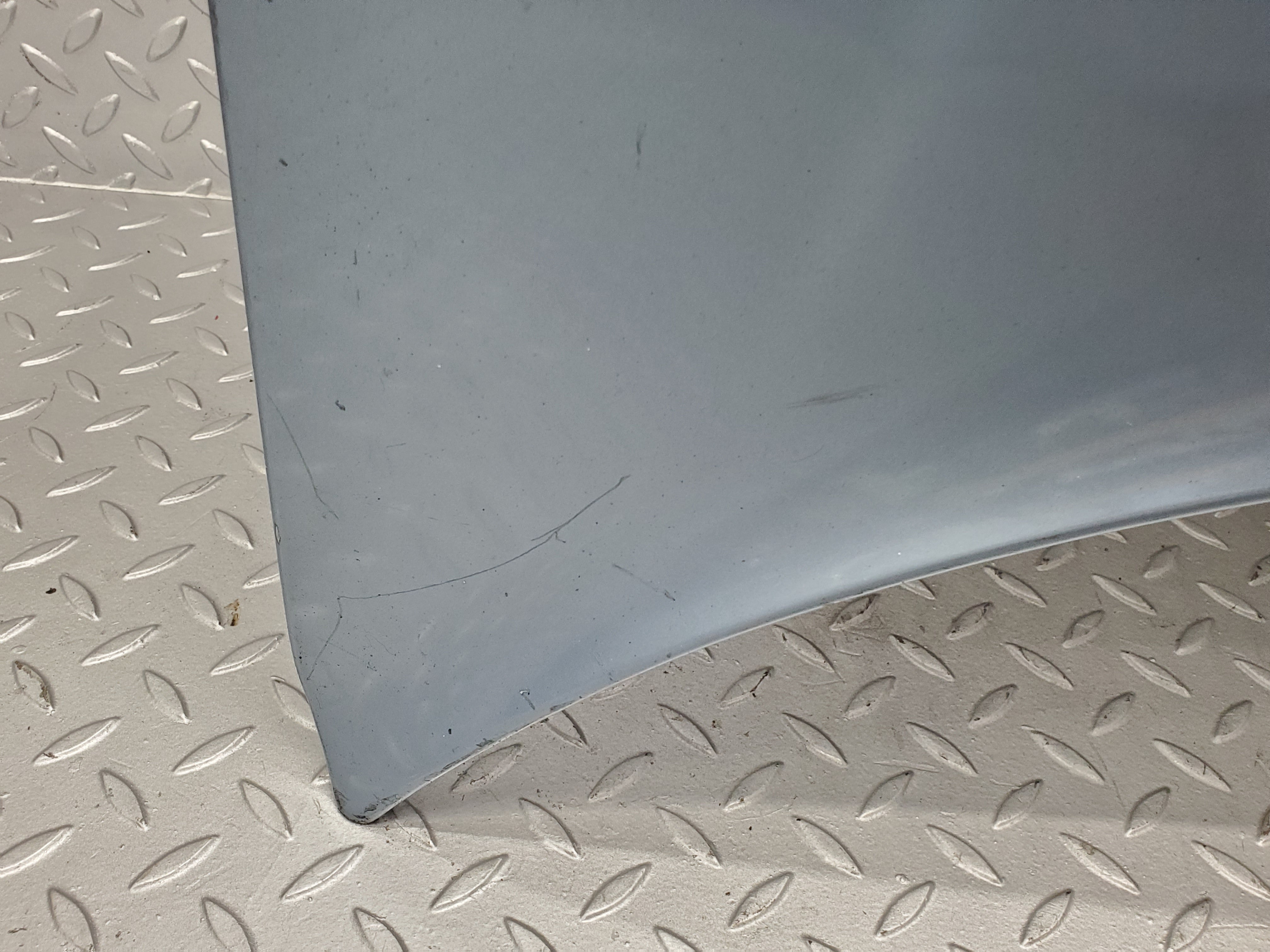 49464 Mercedes-Benz W126 Bonnet