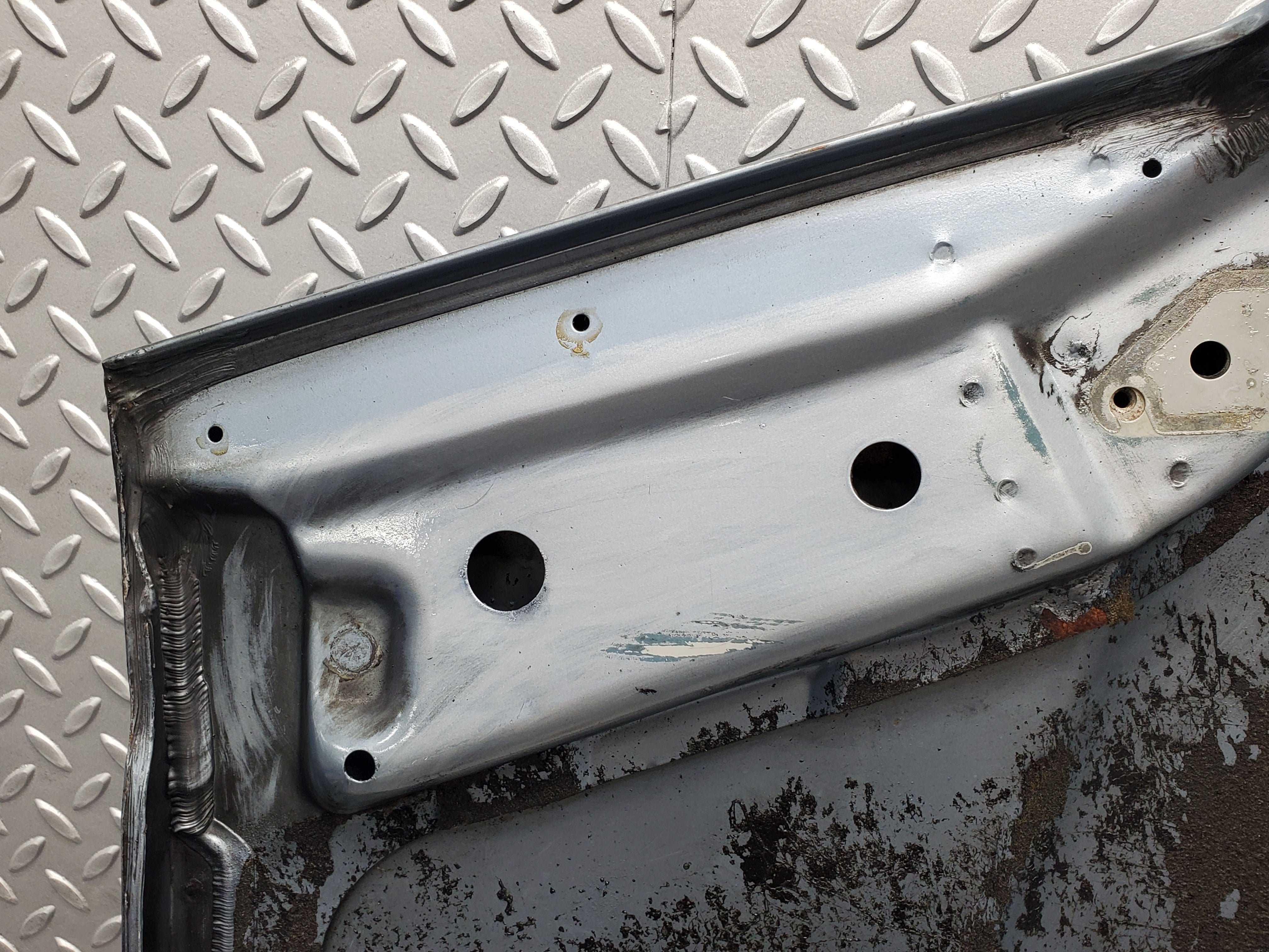 49464 Mercedes-Benz W126 Bonnet