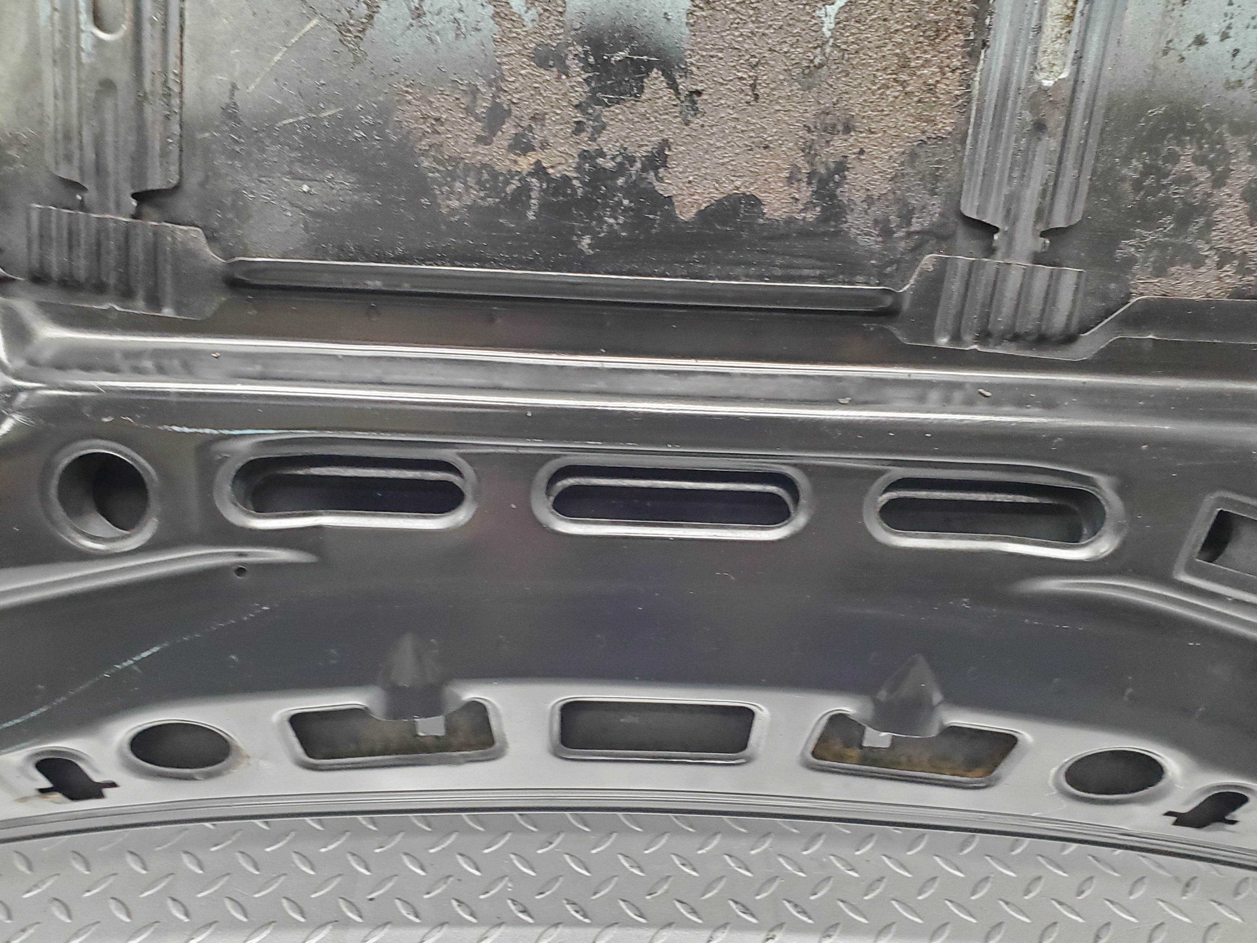 49464 Mercedes-Benz W126 Bonnet