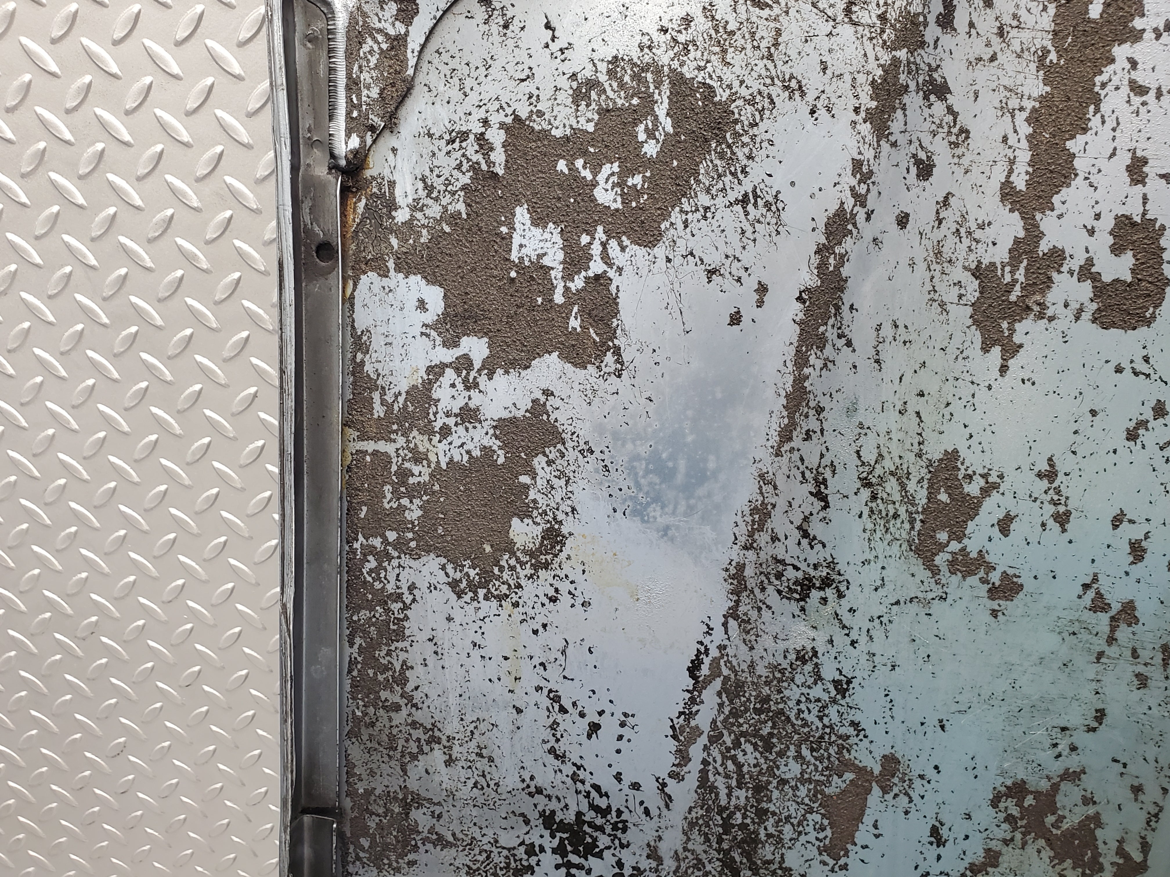 49464 Mercedes-Benz W126 Bonnet