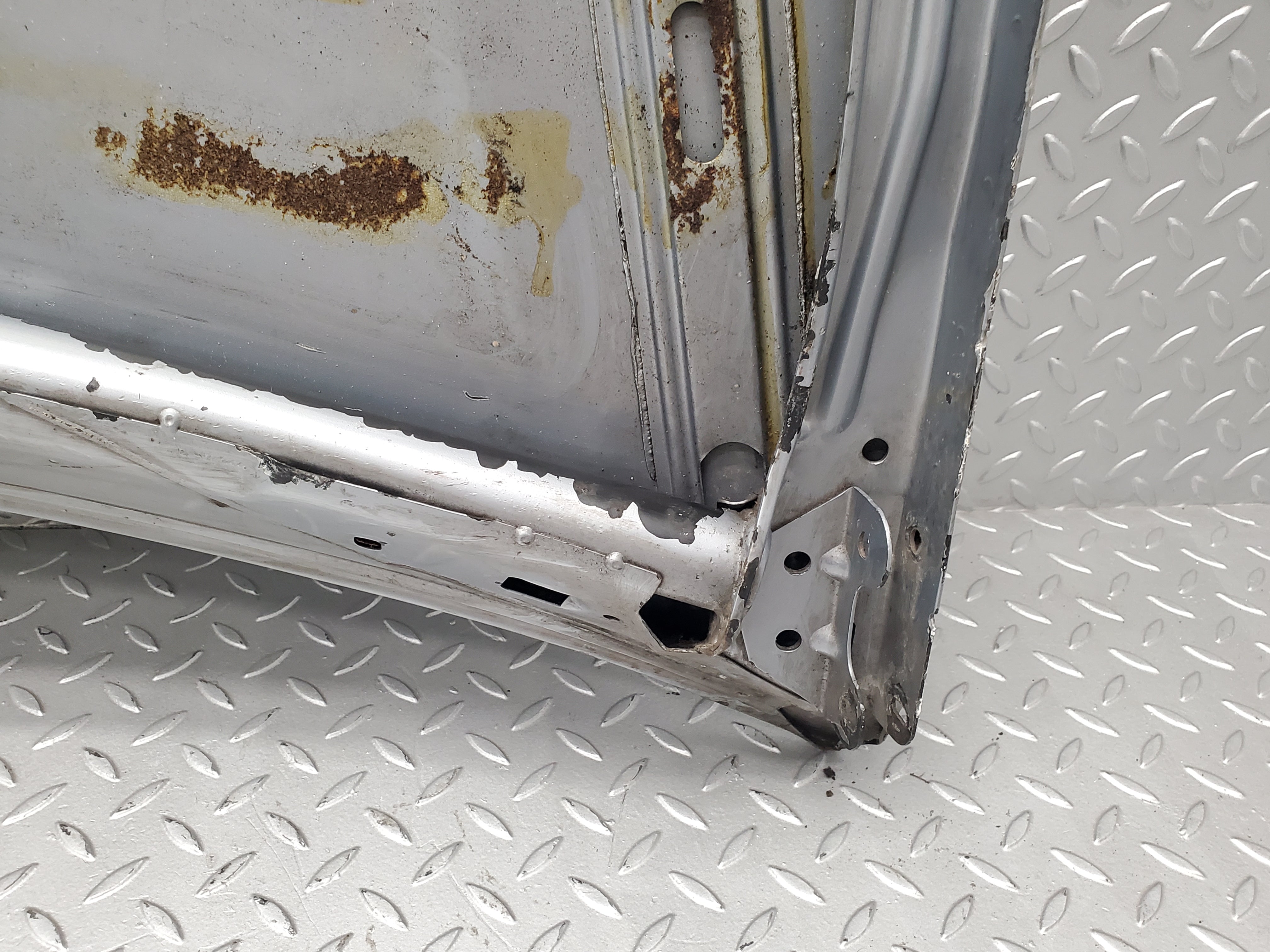 49469 Mercedes-Benz W201 Bonnet