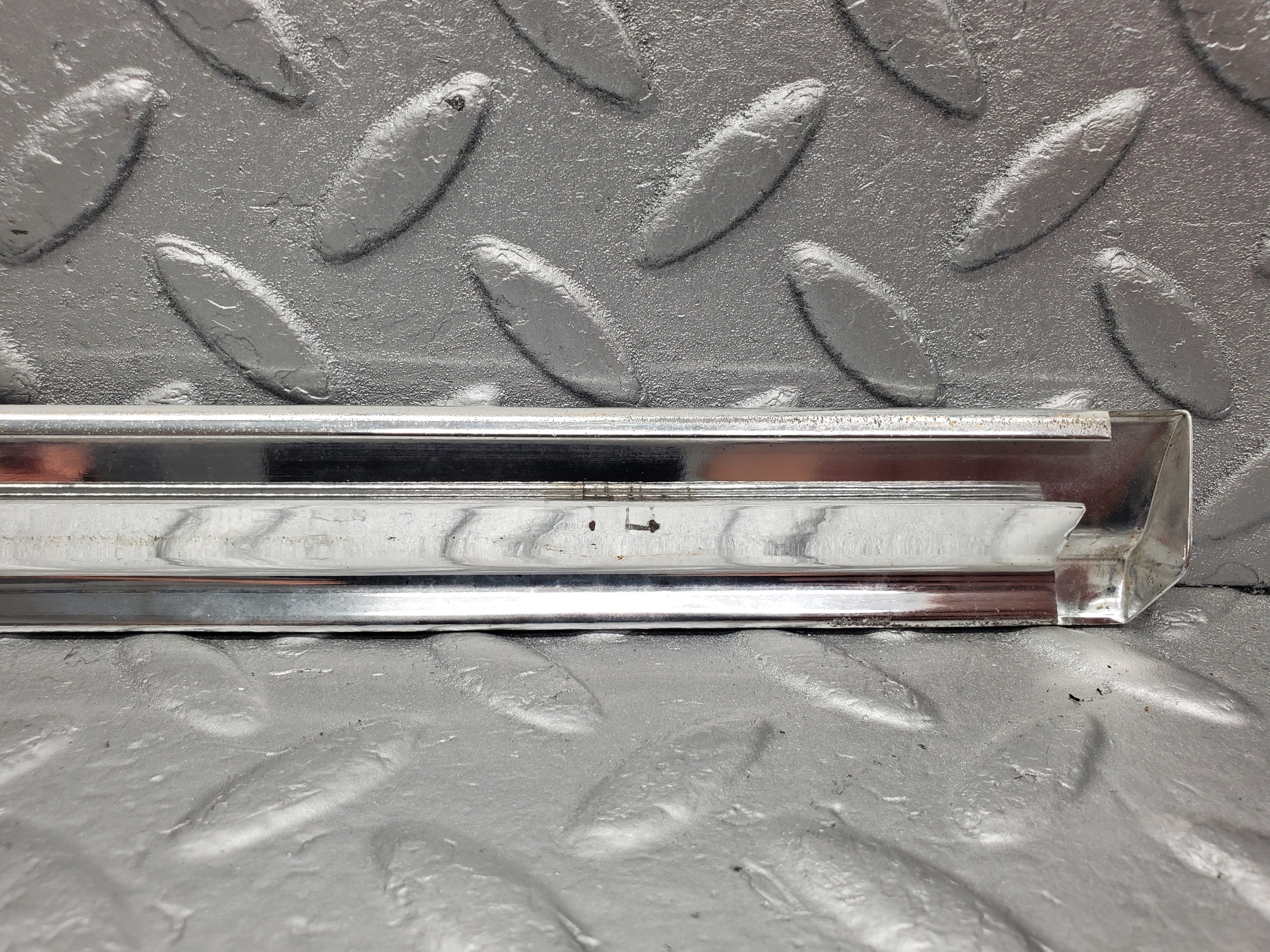 49794 Mercedes-Benz R107 380SL Left Door Chrome Trim