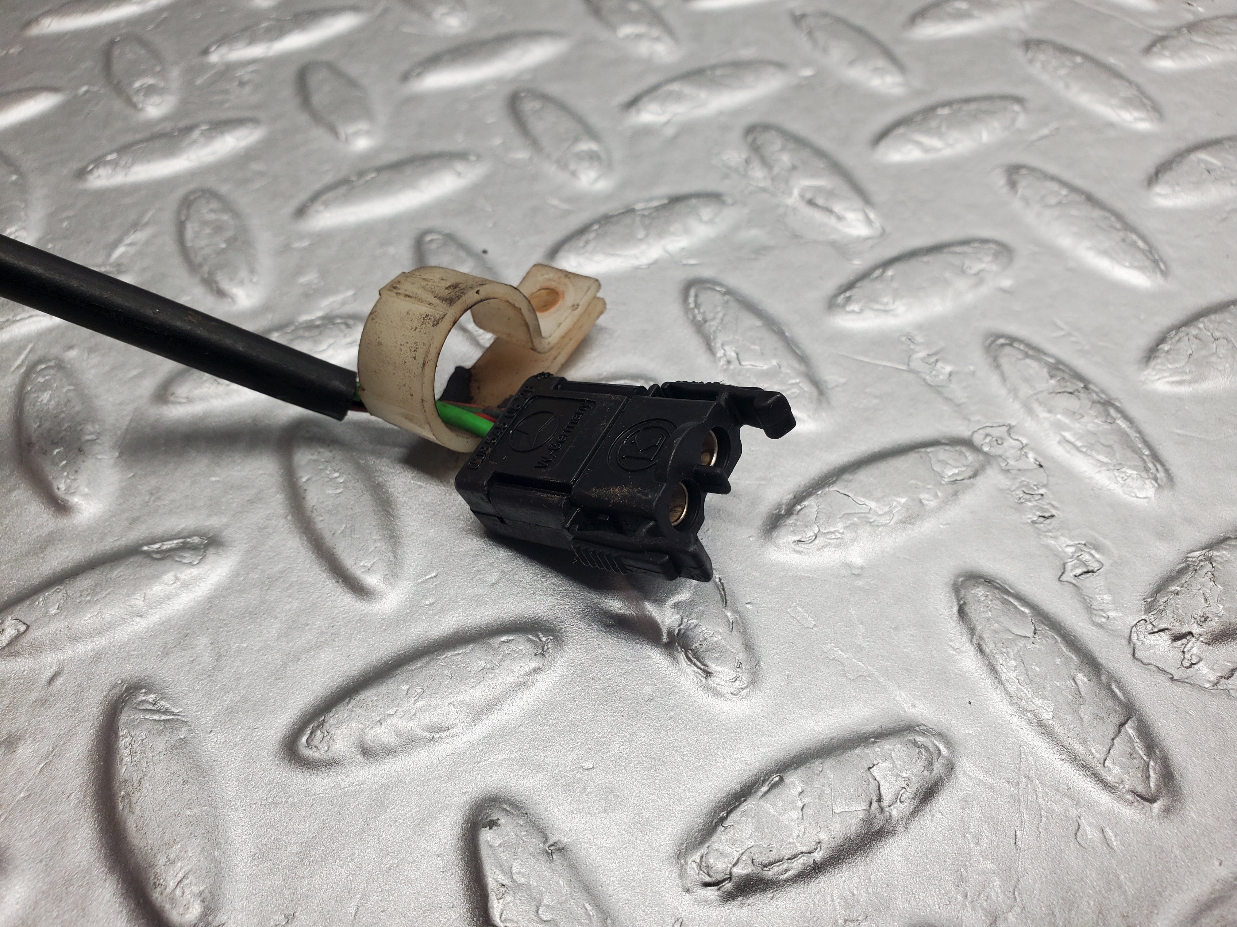 49829 Mercedes-Benz R107 380SL Automatic Gearbox Wiring Harness 1075407408