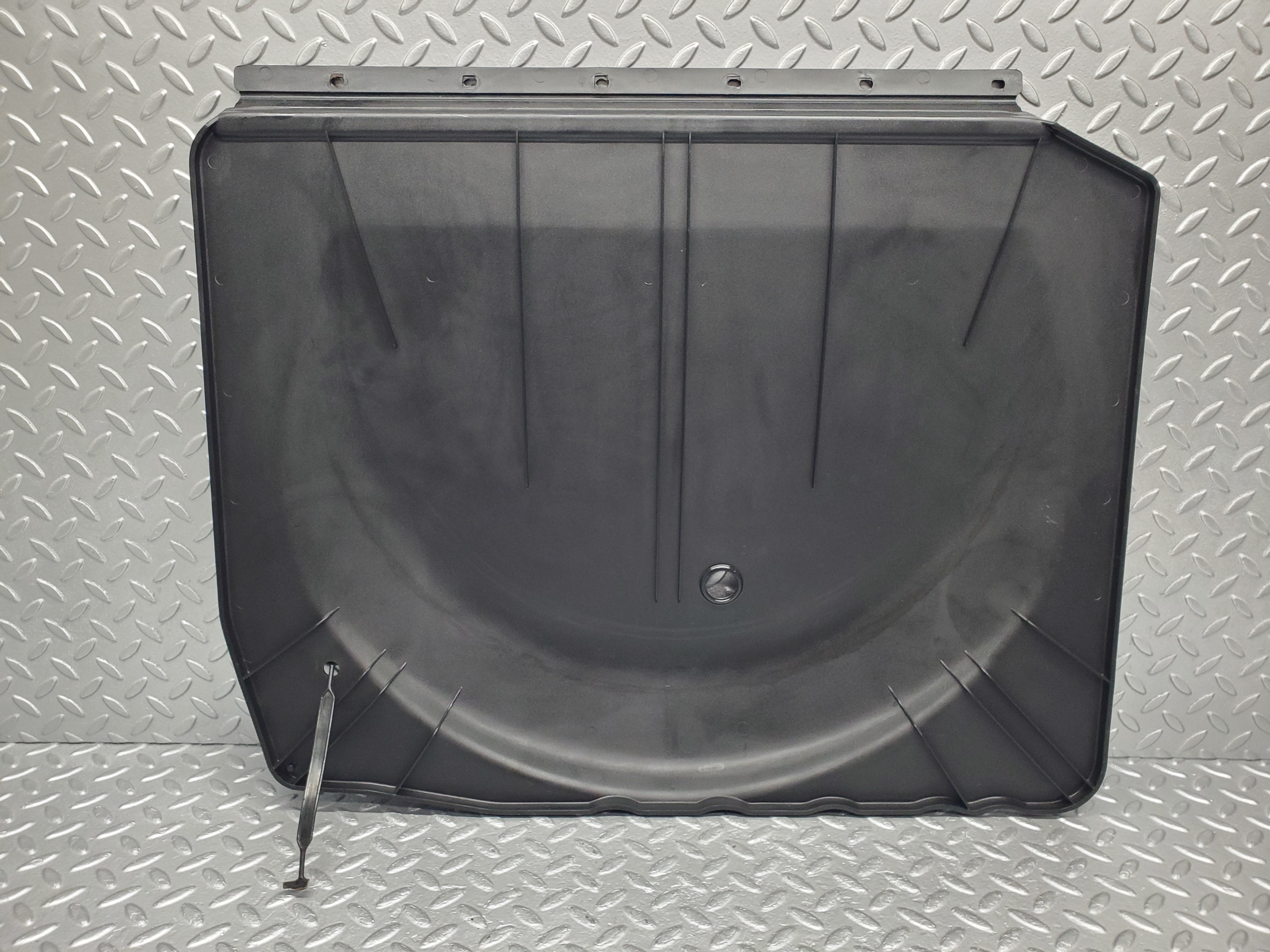 49873 Mercedes-Benz R107 380SL Spare Wheel Cover 1076930033 1236930014