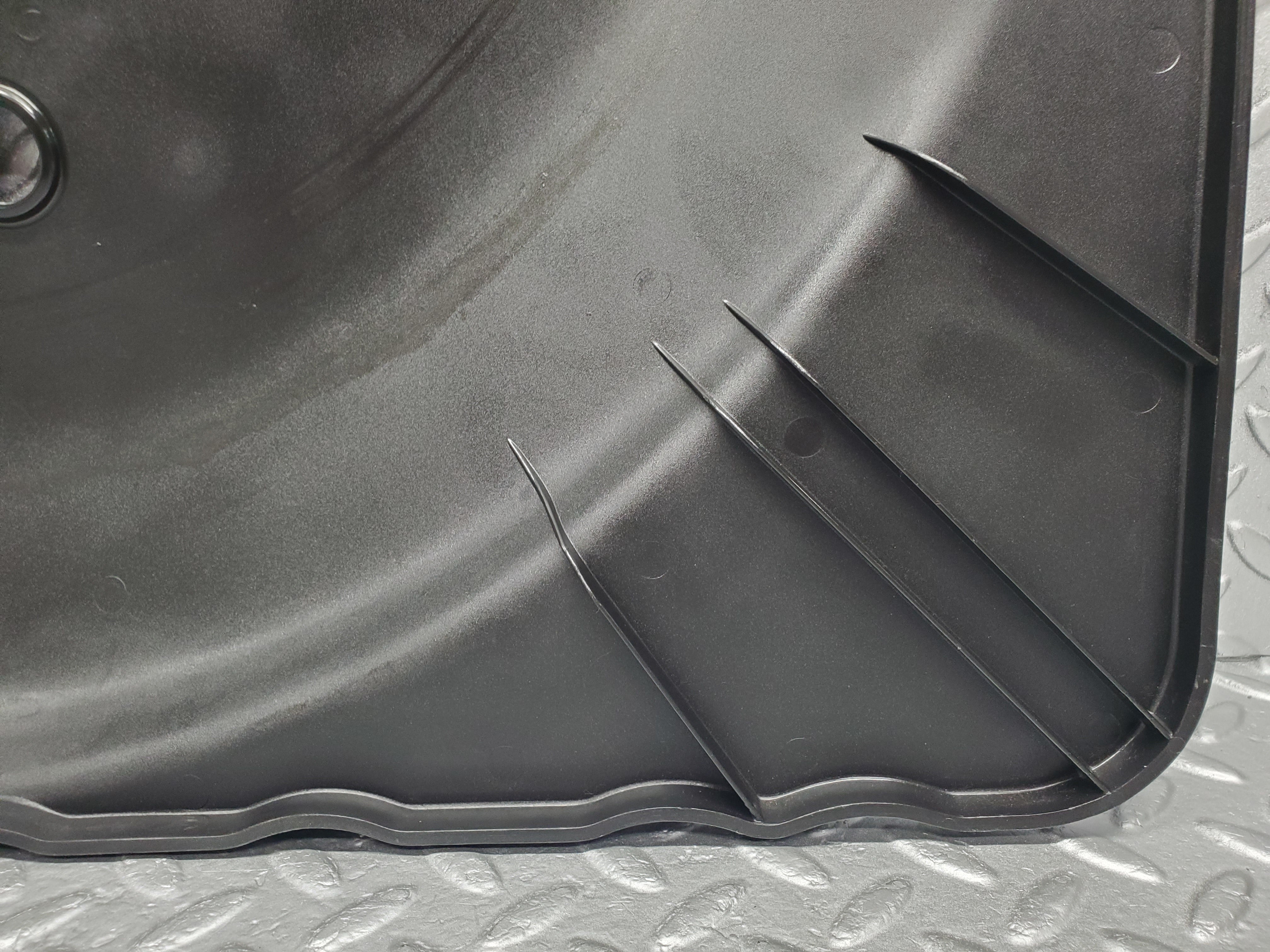 49873 Mercedes-Benz R107 380SL Spare Wheel Cover 1076930033 1236930014