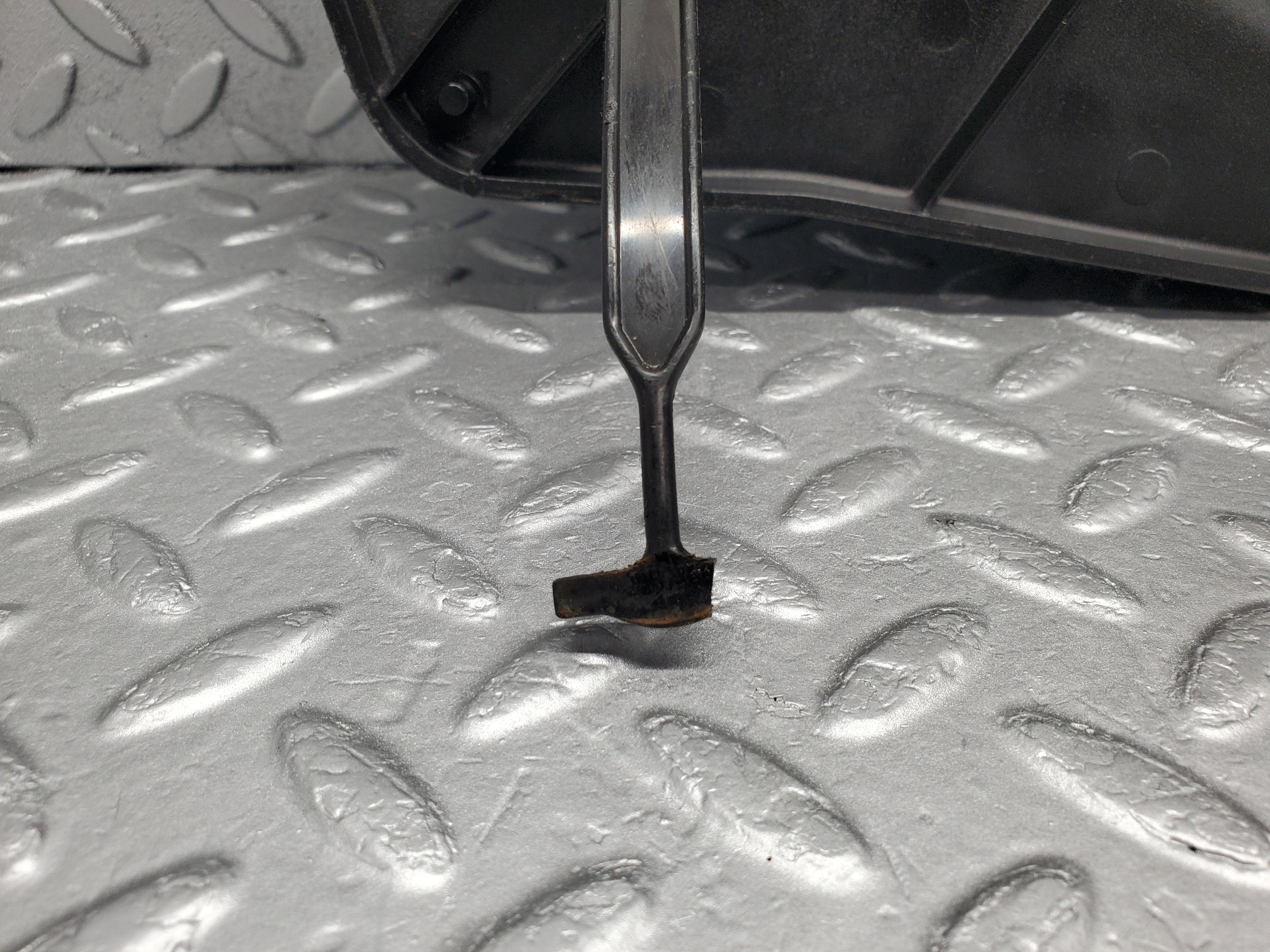 49873 Mercedes-Benz R107 380SL Spare Wheel Cover 1076930033 1236930014