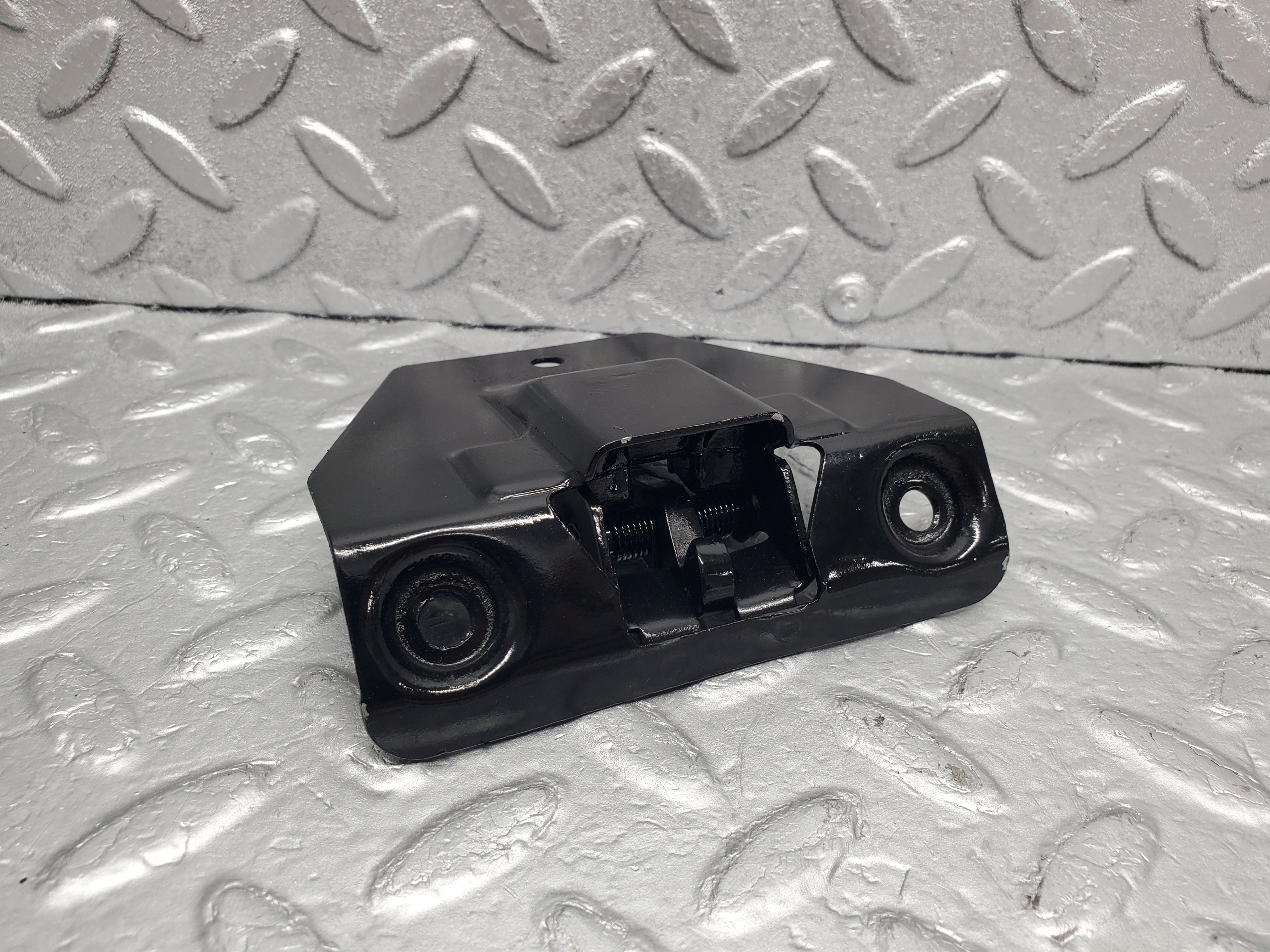 49887 Mercedes-Benz R107 380SL Trunk Boot Lock Latch 1137500285