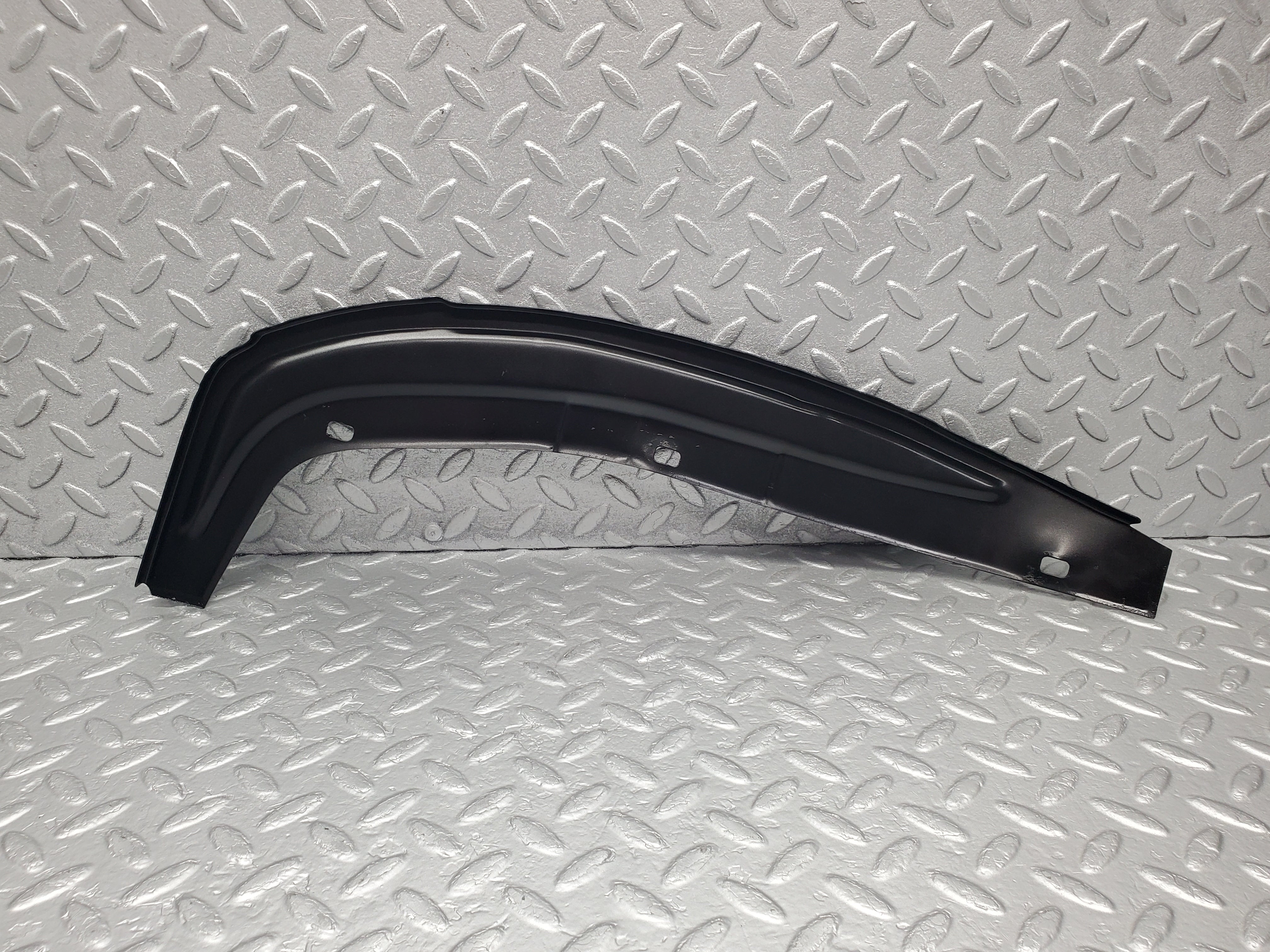 50088 Mercedes-Benz R107 380SL Front Right Inner Fender Wing Splash Guard