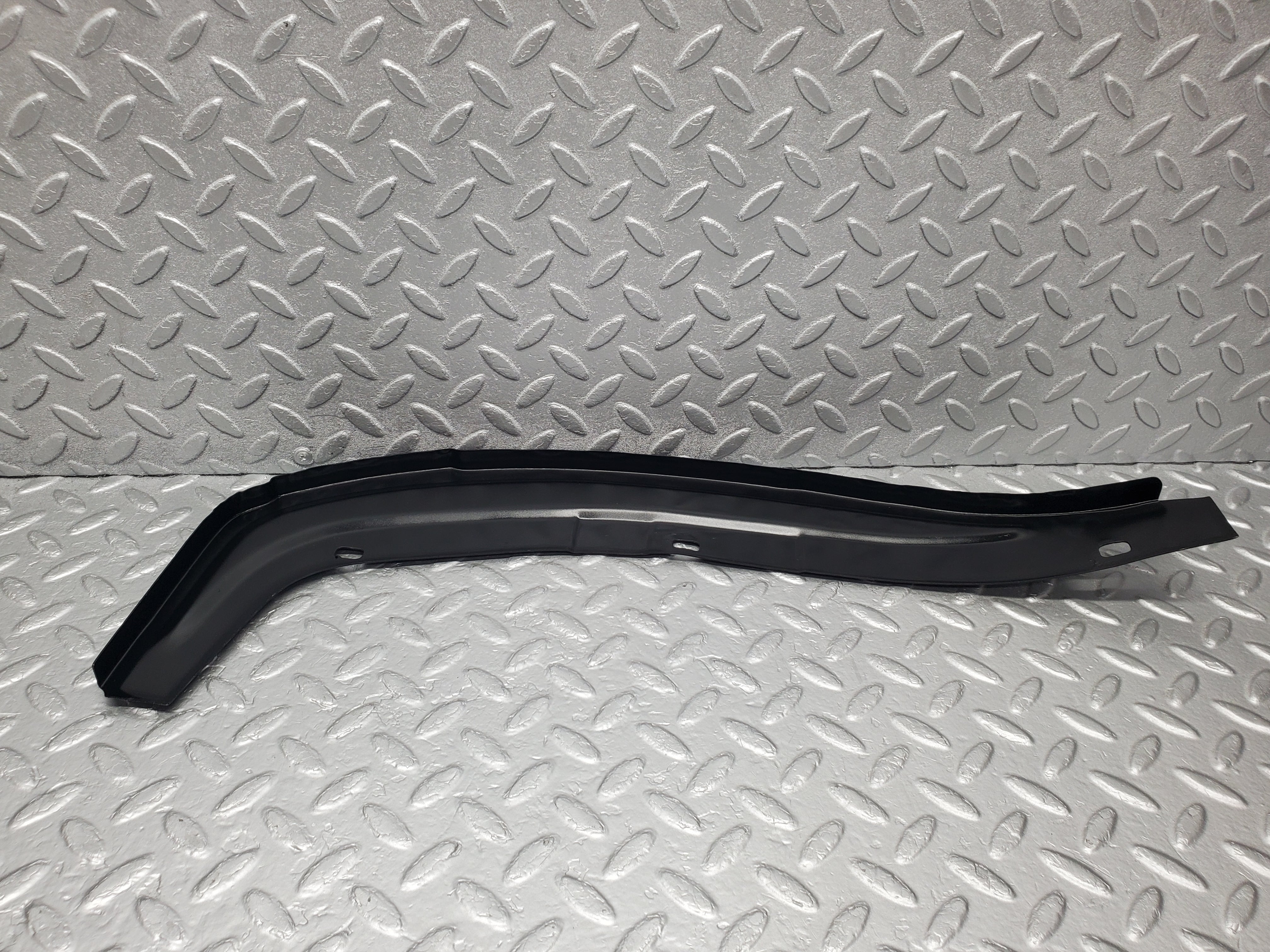 50088 Mercedes-Benz R107 380SL Front Right Inner Fender Wing Splash Guard