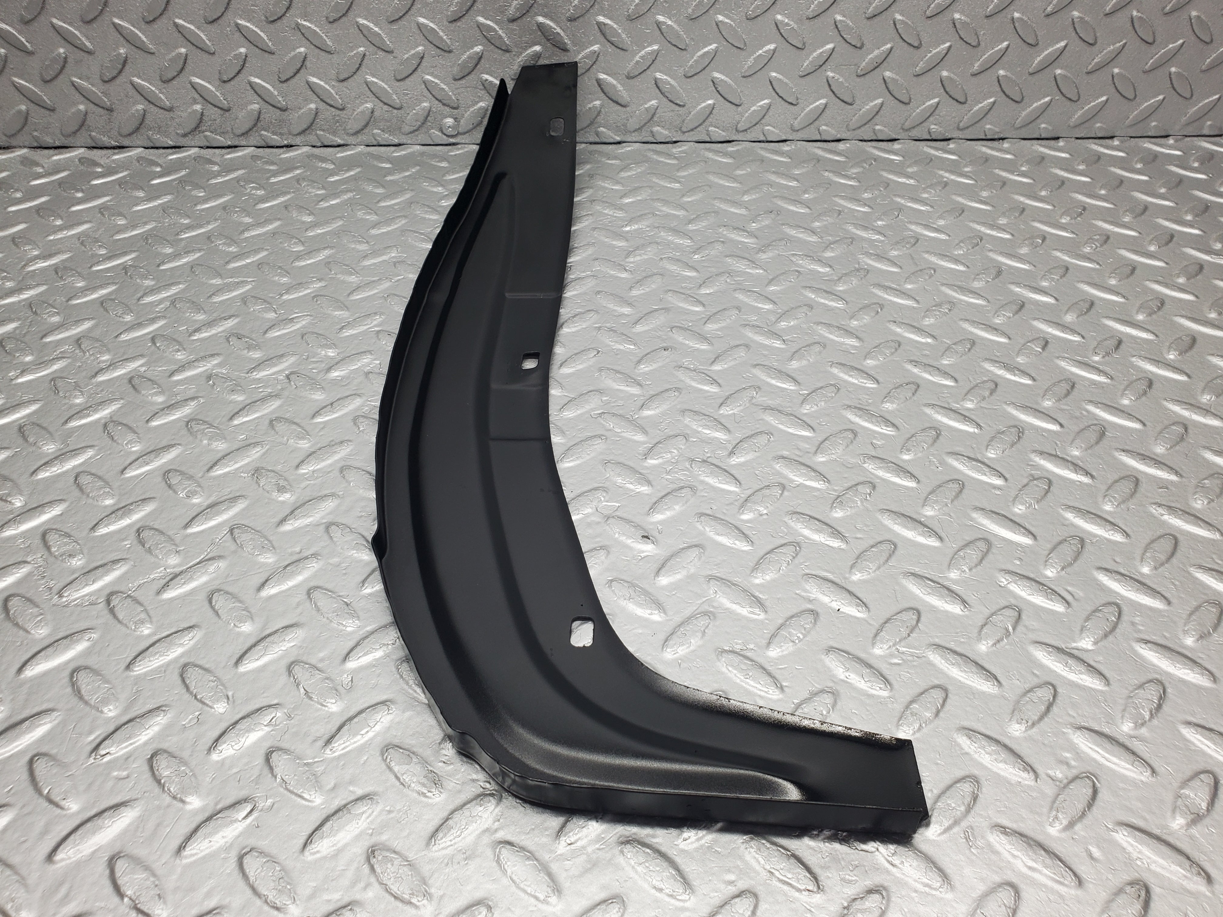 50088 Mercedes-Benz R107 380SL Front Right Inner Fender Wing Splash Guard