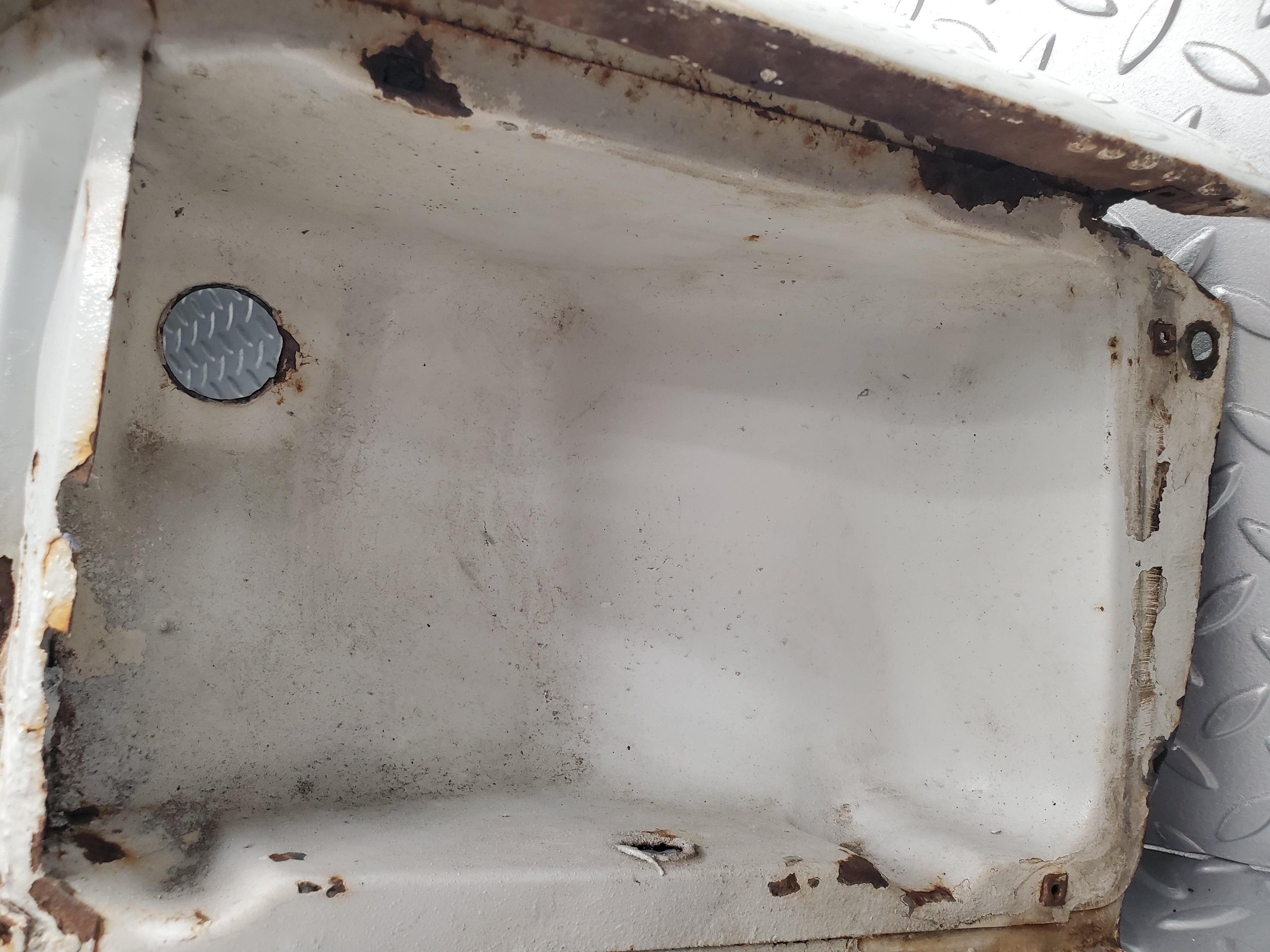 50184 Mercedes-Benz R107 SL Front Right Wing Fender