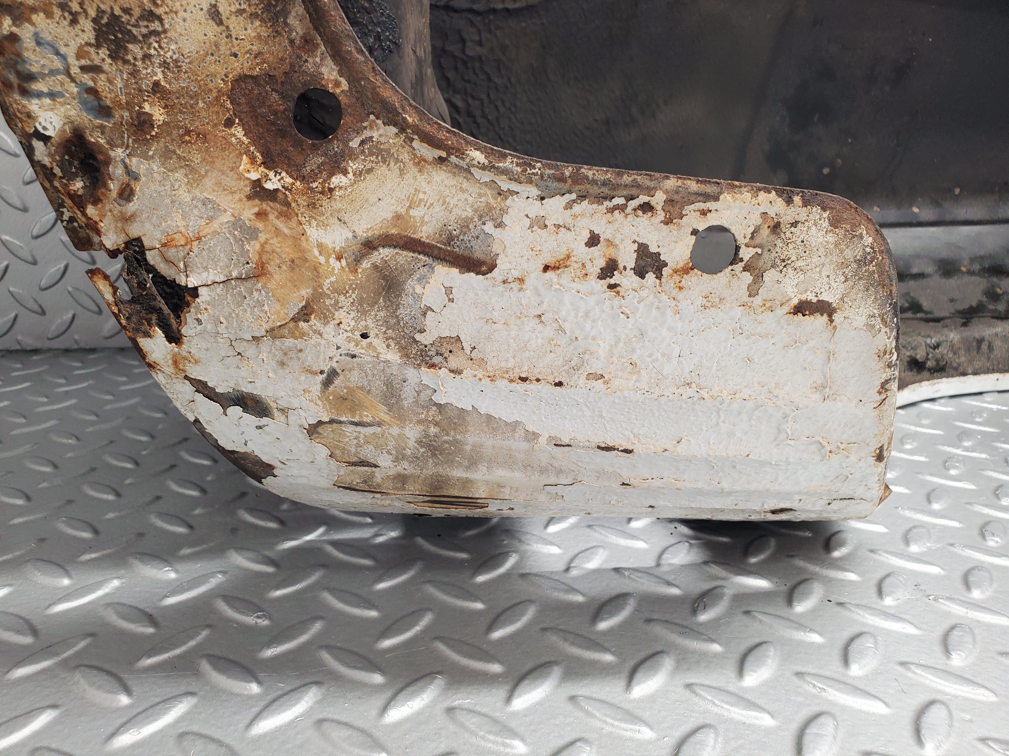 50184 Mercedes-Benz R107 SL Front Right Wing Fender