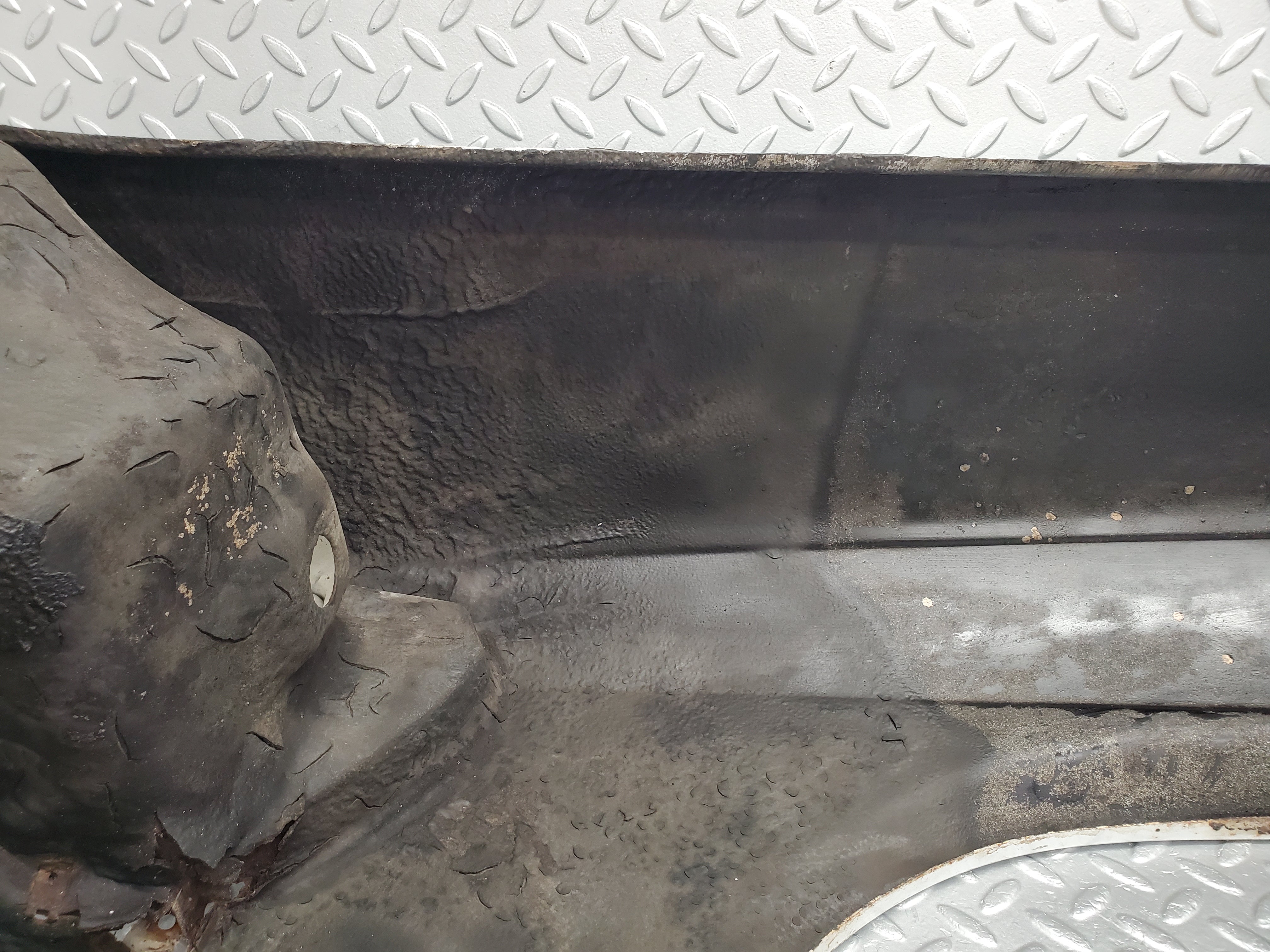 50184 Mercedes-Benz R107 SL Front Right Wing Fender